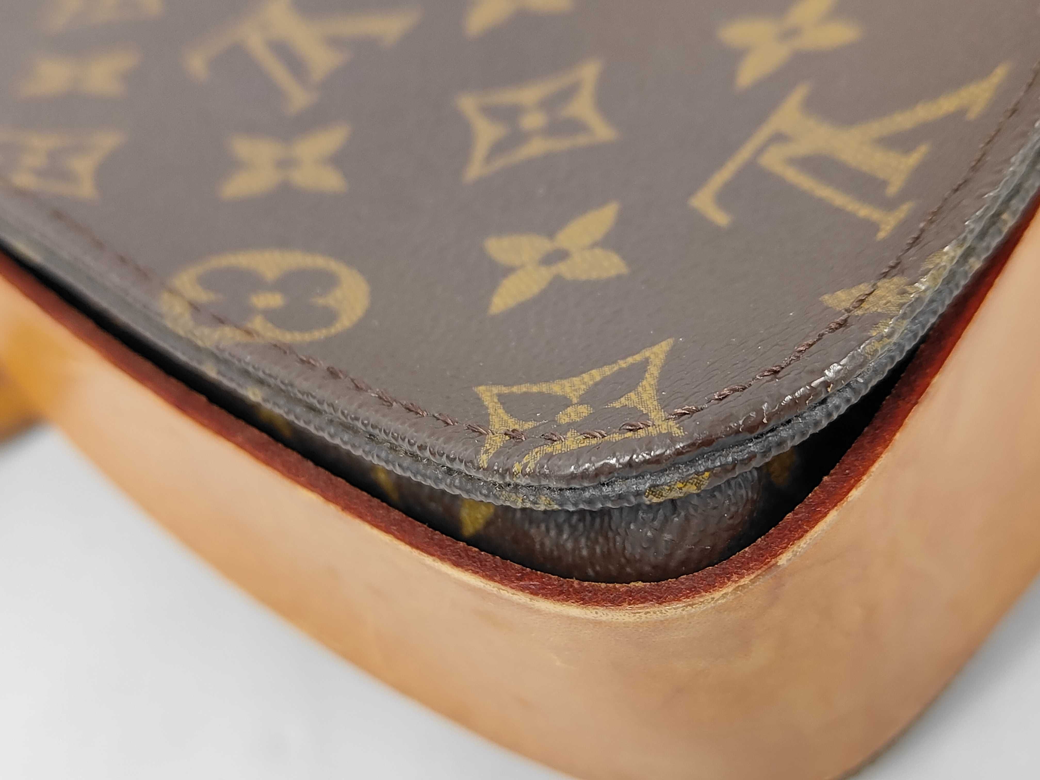 Monogram Shoulder Bag Cartouchiere M51252 Shoulder Bag — view 4