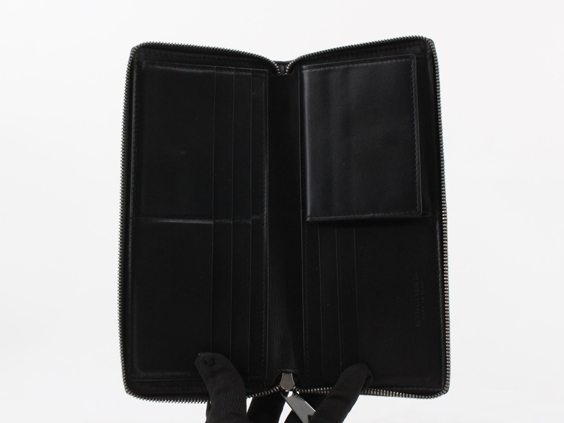 Intrecciato (bags) and wallets — view 4