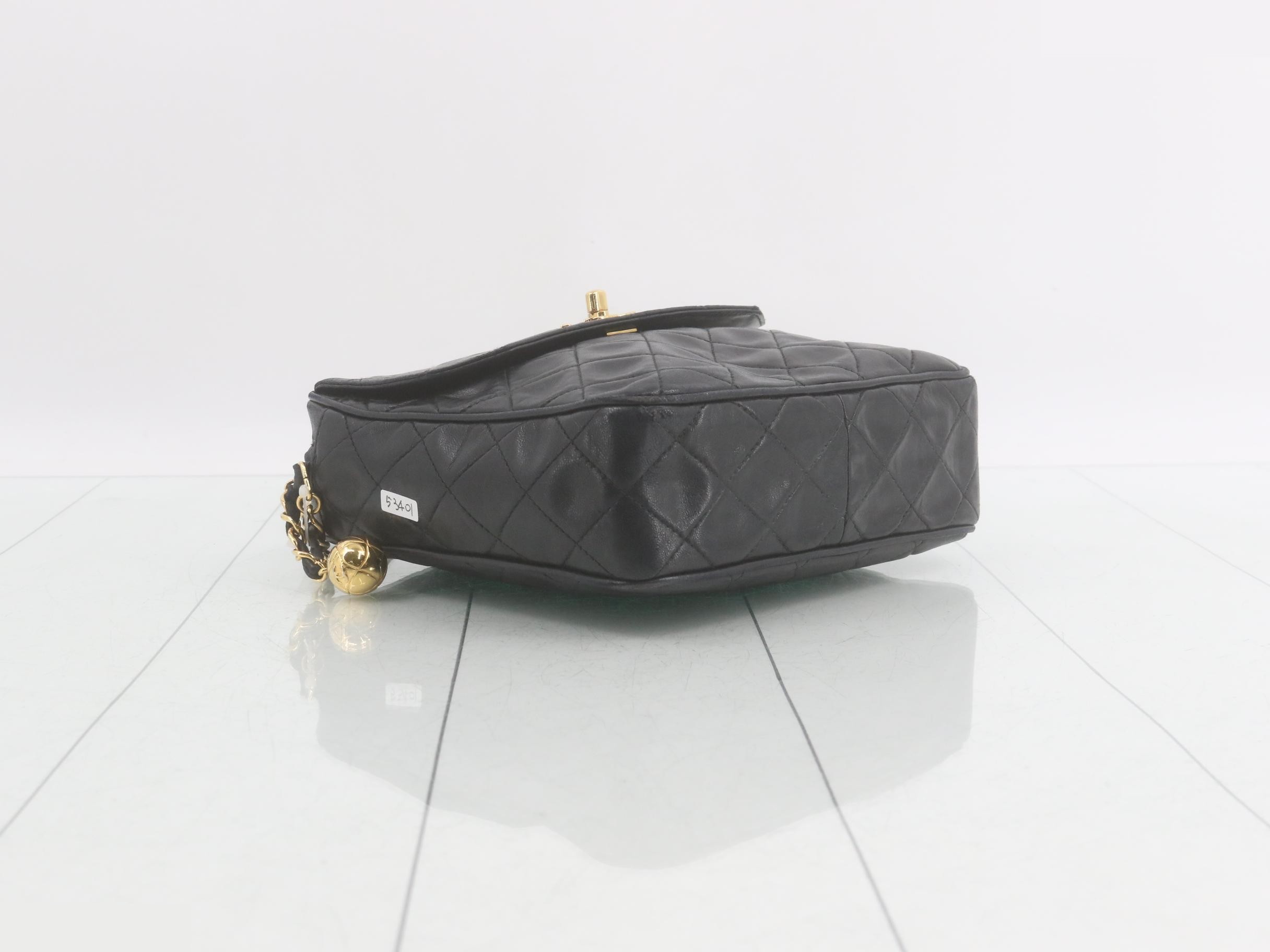Matelassé Square Chain Shoulder Bag, No. 2, 2667143 — view 5