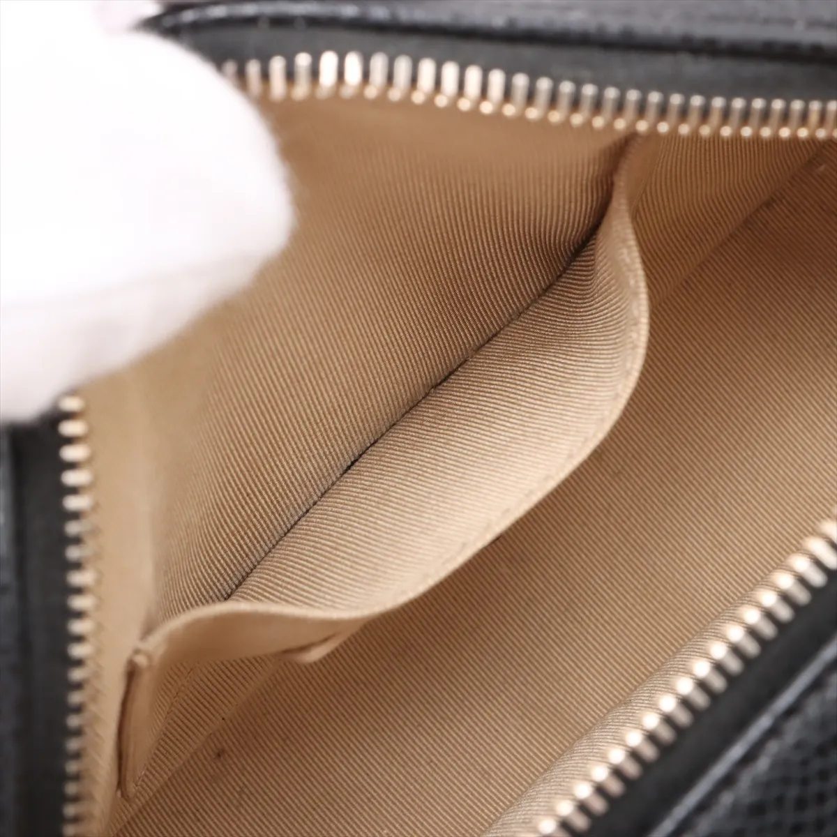 Matelasse caviar skin 2WAY shoulder bag black gold hardware 24492942 24th series — view 11