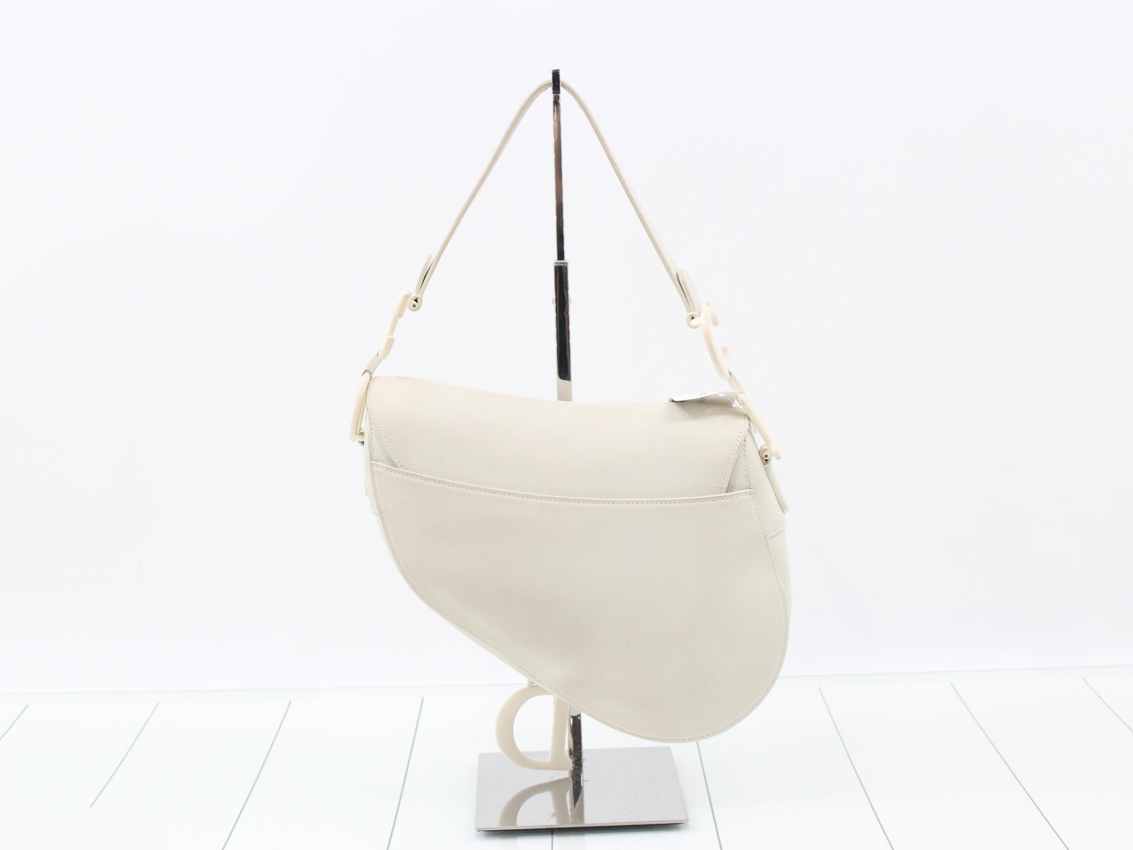 Saddlebag — view 2
