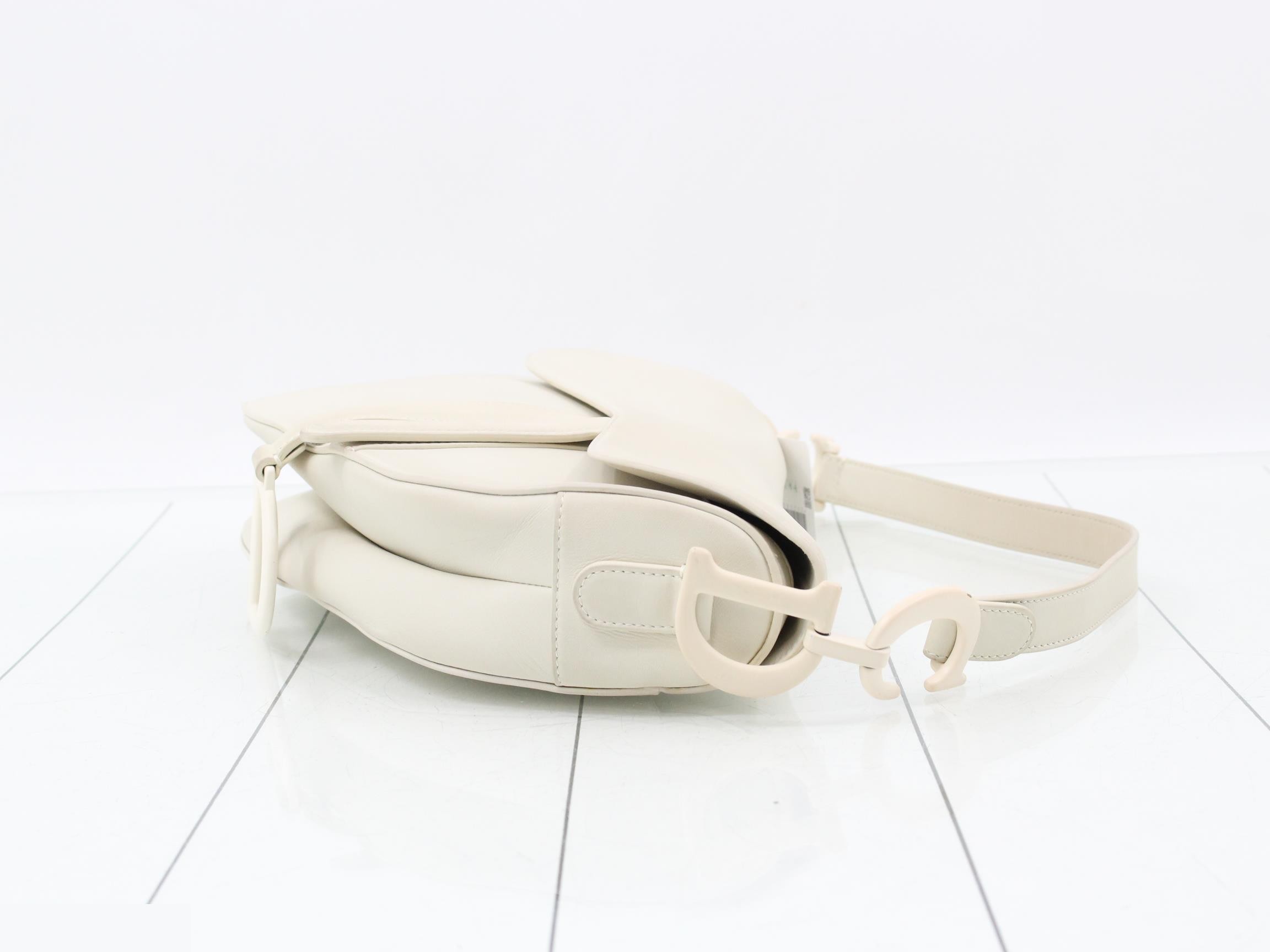 Saddlebag — view 3