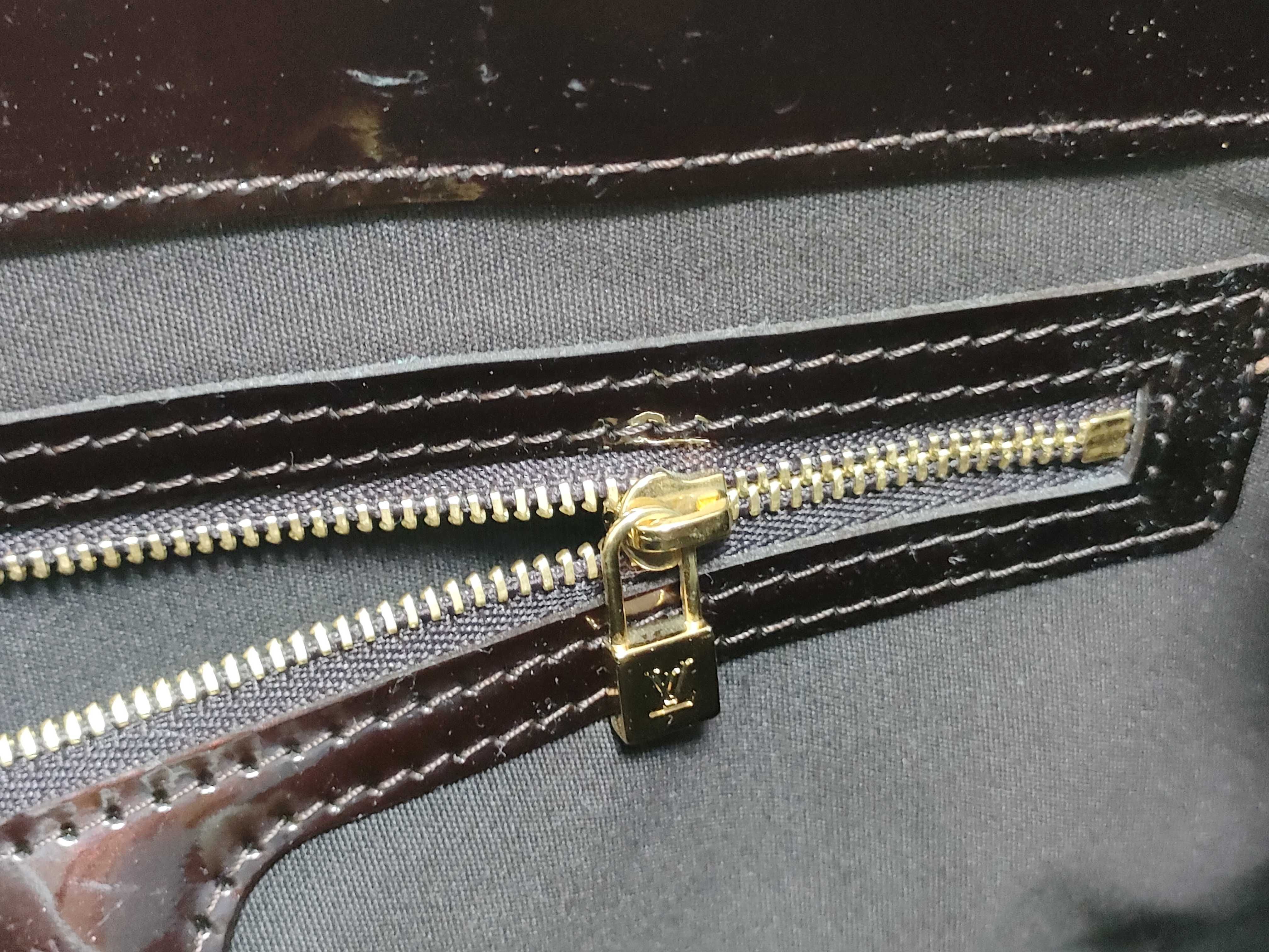 Vernis Wilshire PM M93641 Handbag — view 13