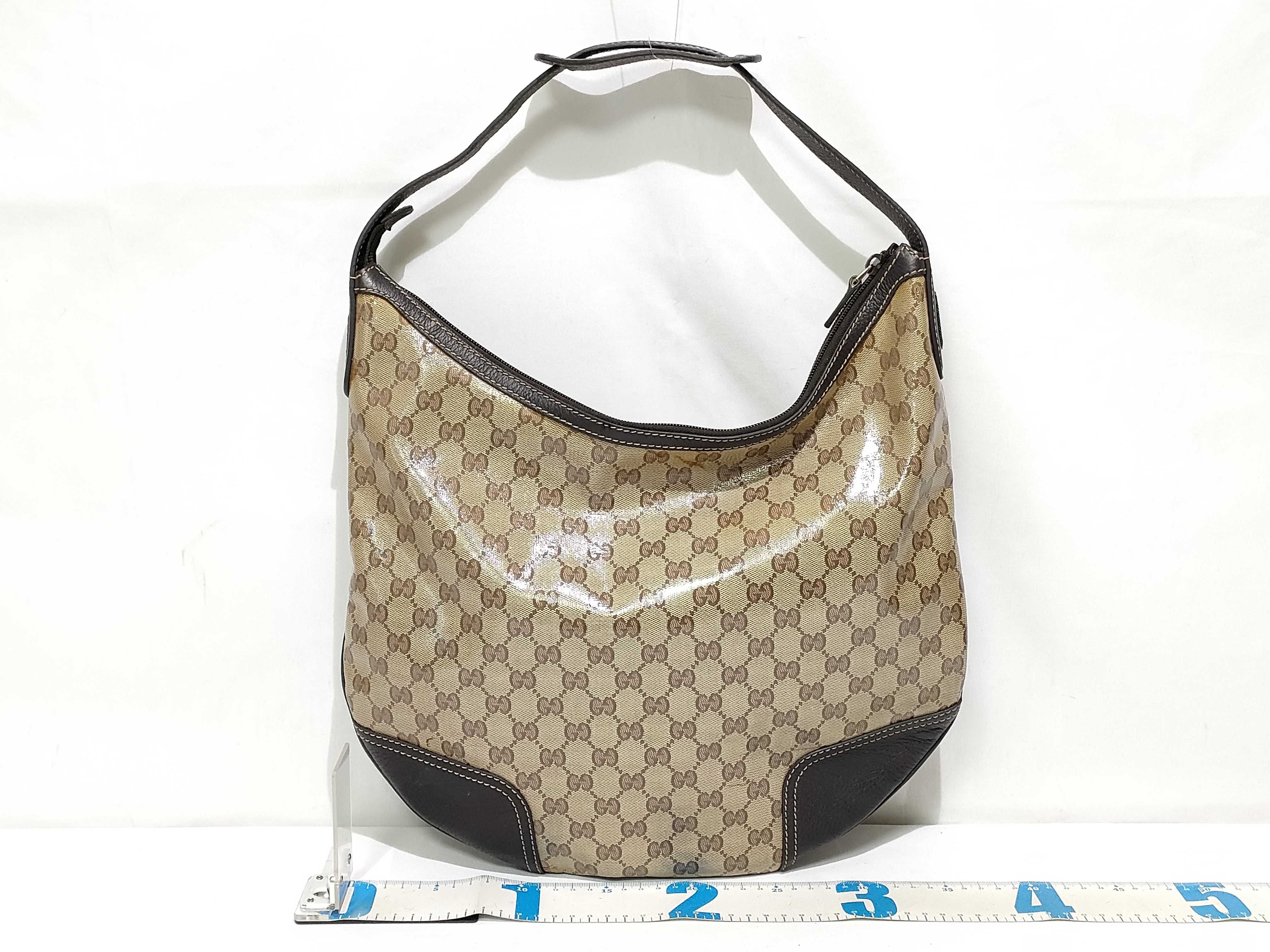 GG Supreme Shoulder Bag — view 2