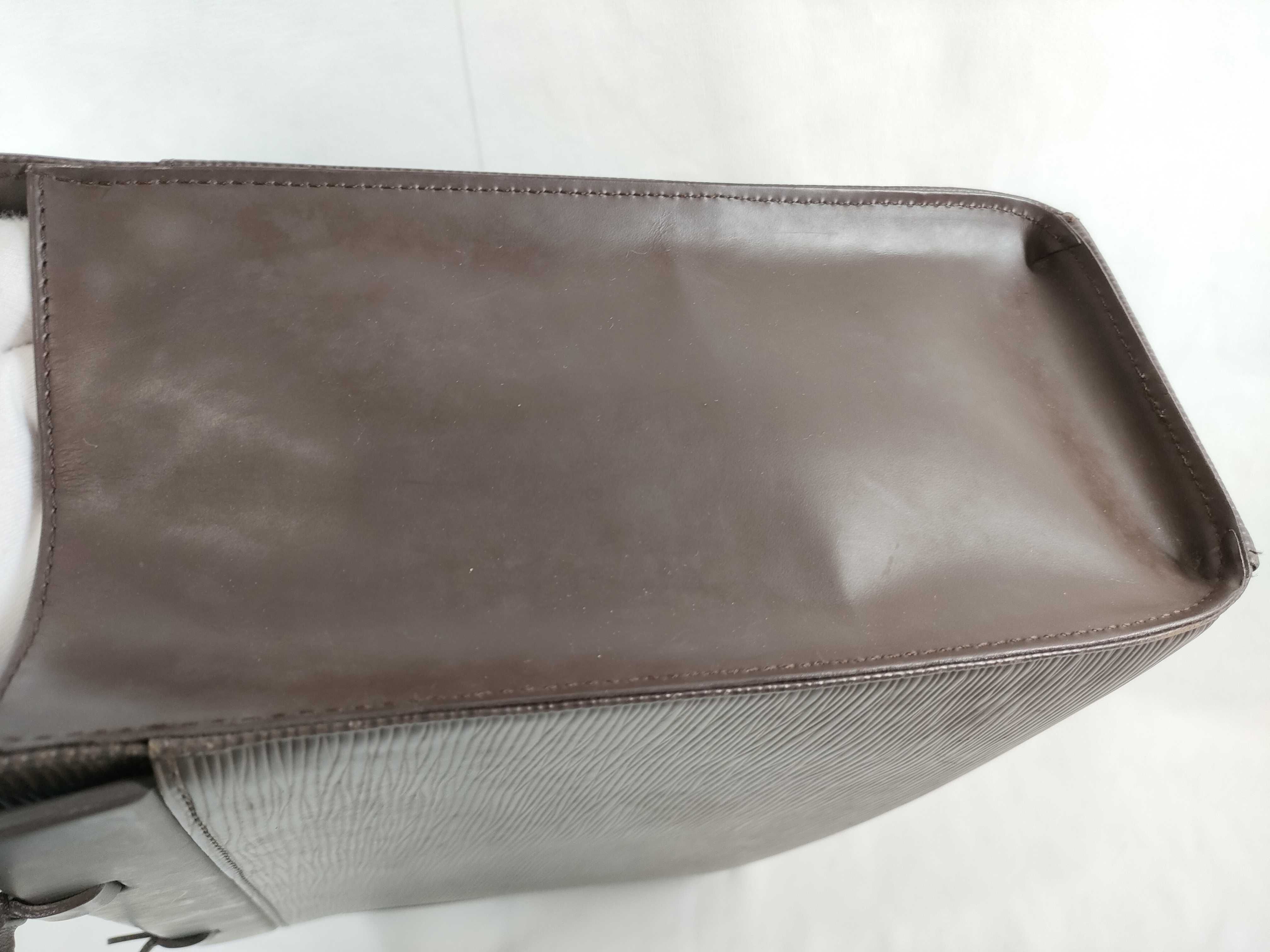 Epi Croisette PM M5249D Mocha Handbag — view 13