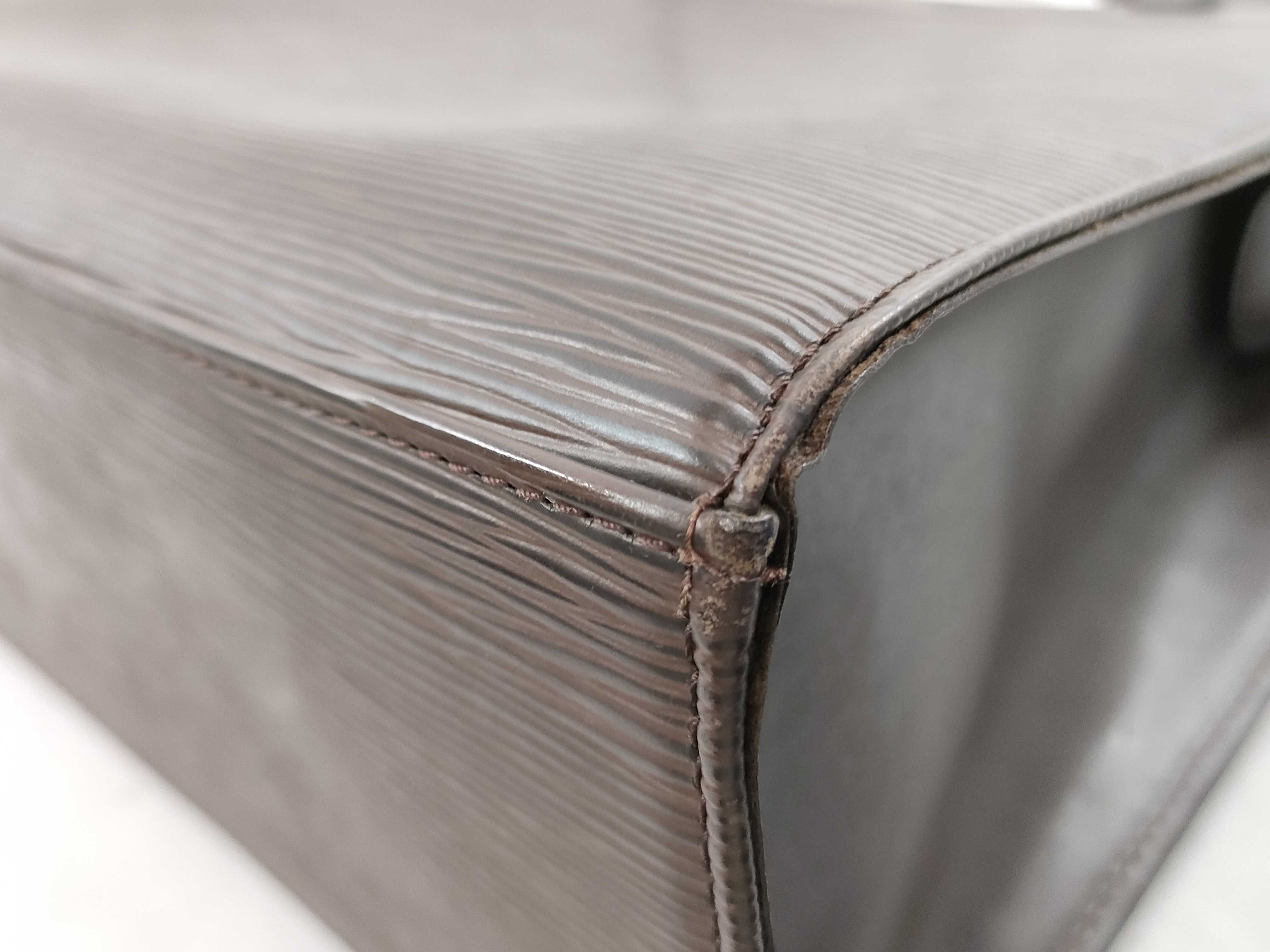 Epi Croisette PM M5249D Mocha Handbag — view 6