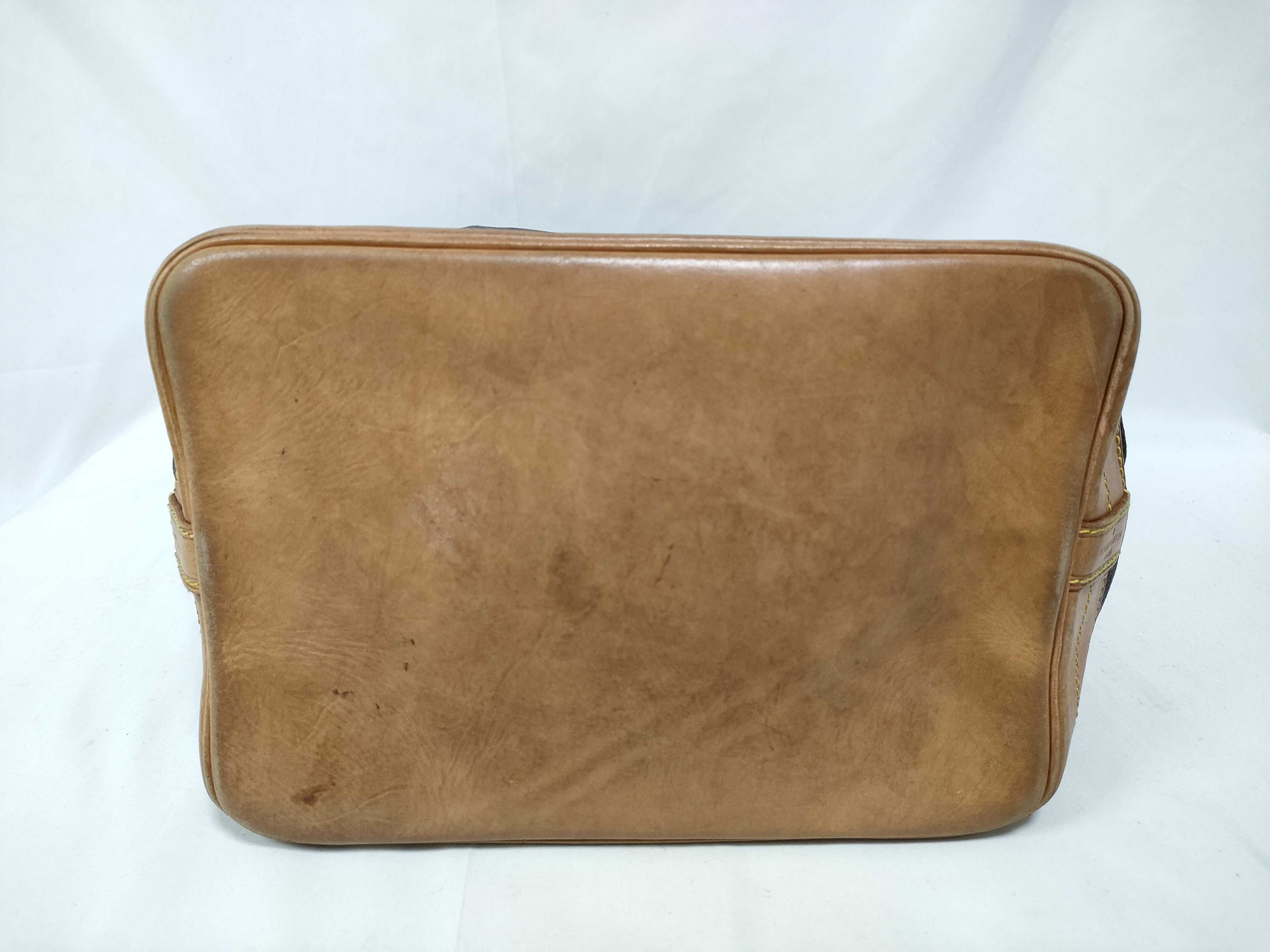 Monogram Louis Vuitton Monogram Noe M42224 Accessories: Dust bag Shoulder bag — view 3