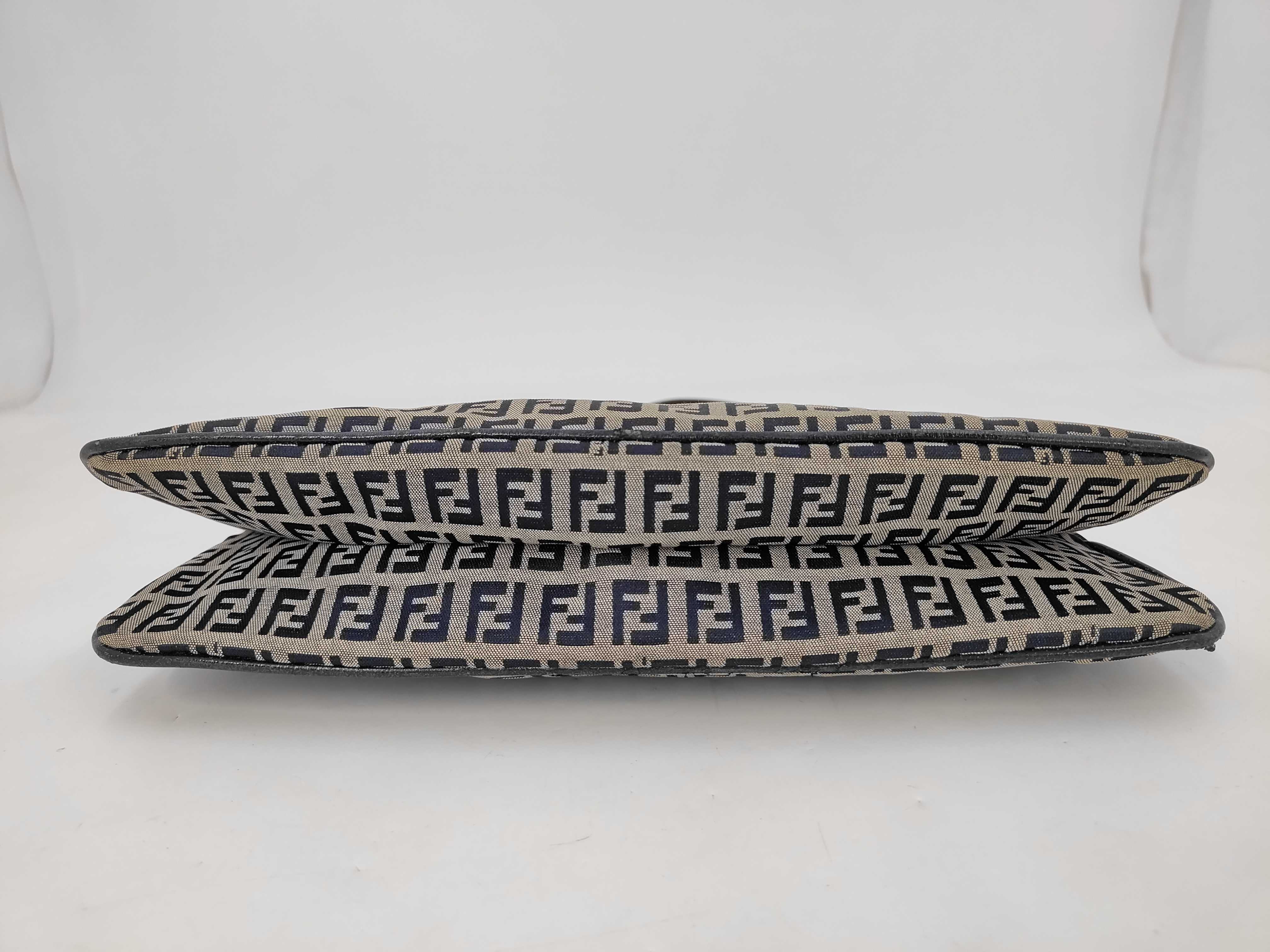 Zucchino Shoulder Bag Handbag — view 8