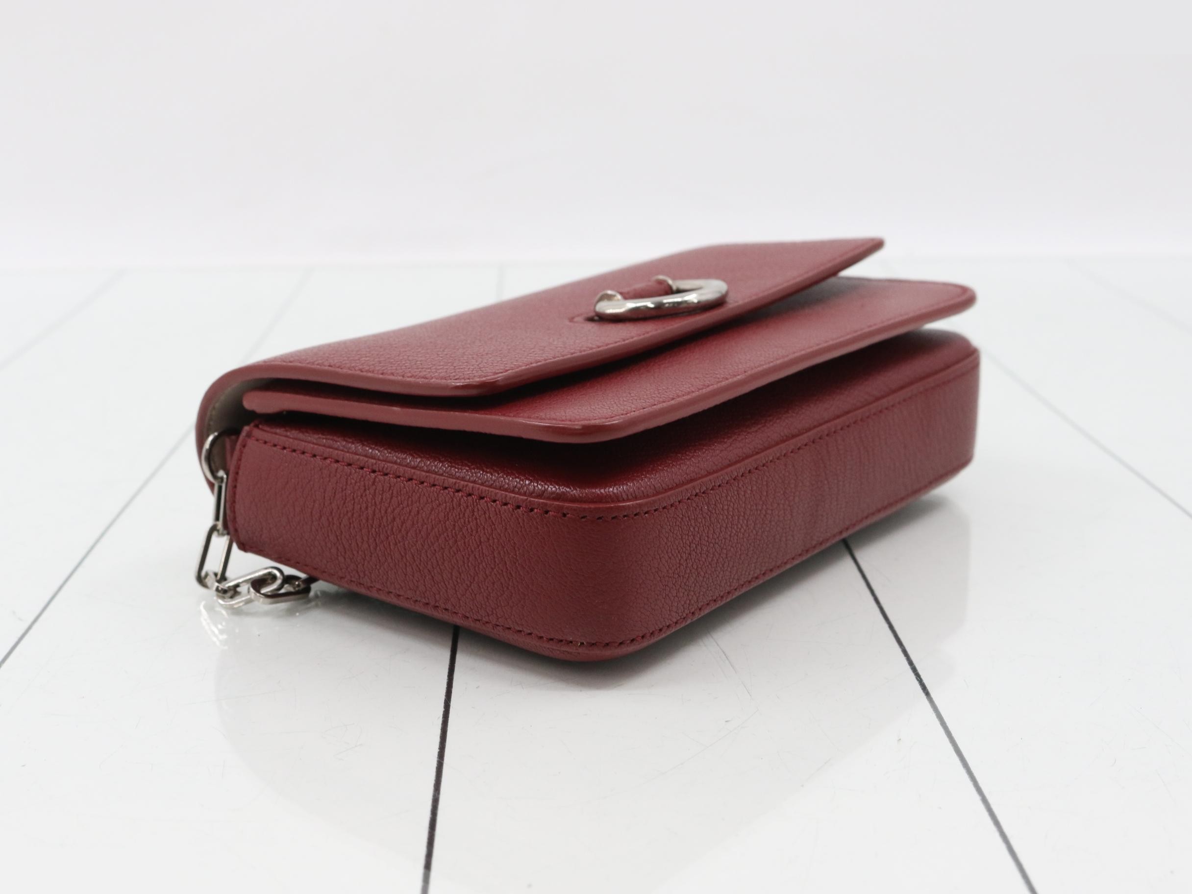 Chain shoulder bag, embossed leather, red — view 5