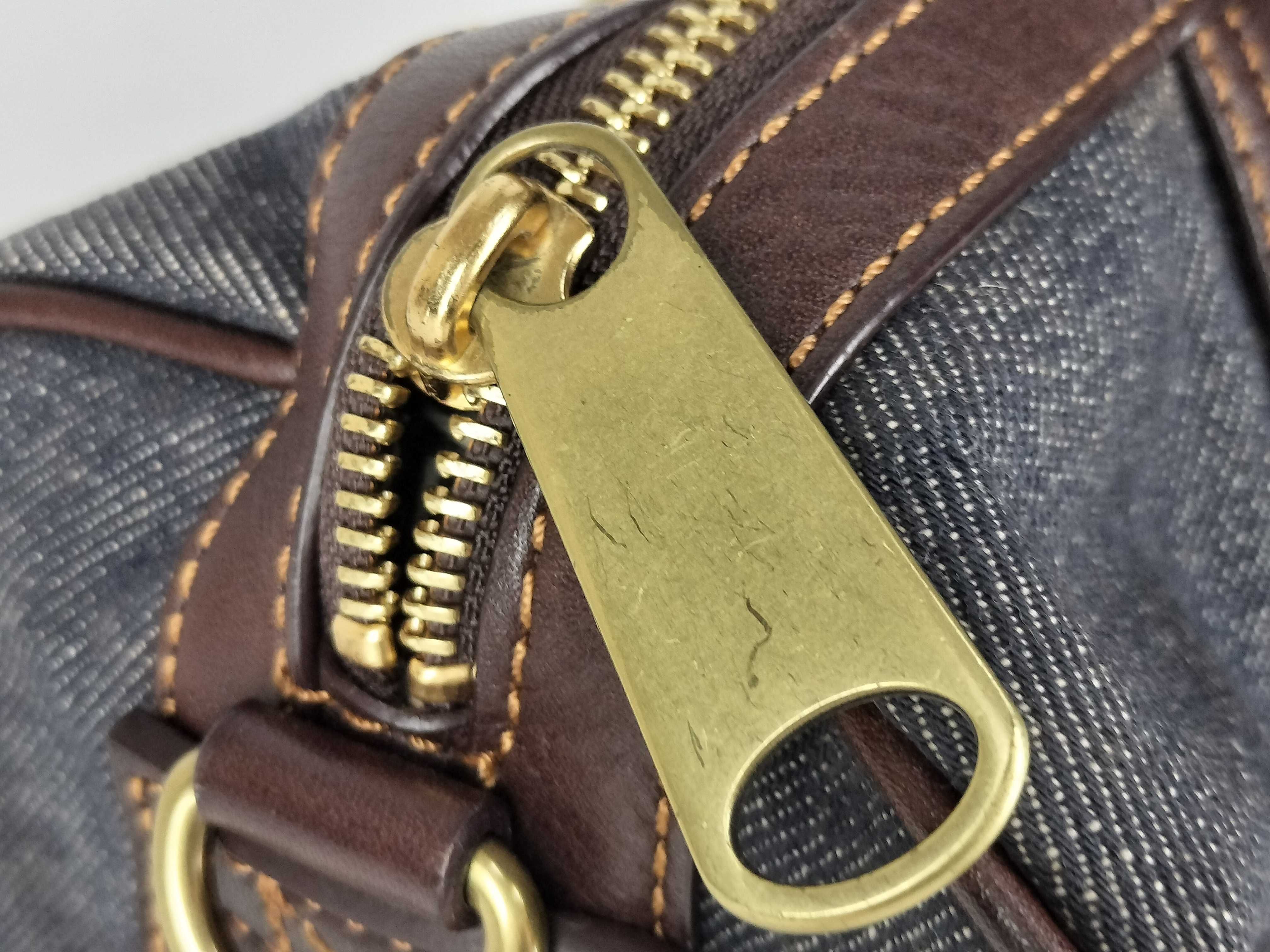 Blue Label Burberry Handbag — view 14