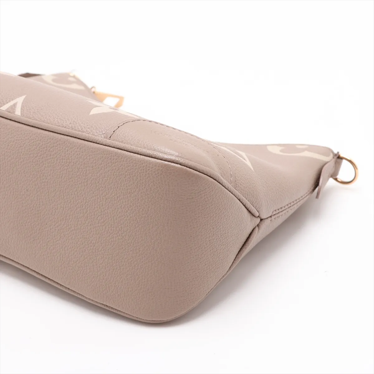 Bicolor Monogram Empreinte Boulogne PM M13224 Beige (RFID detected) — view 3