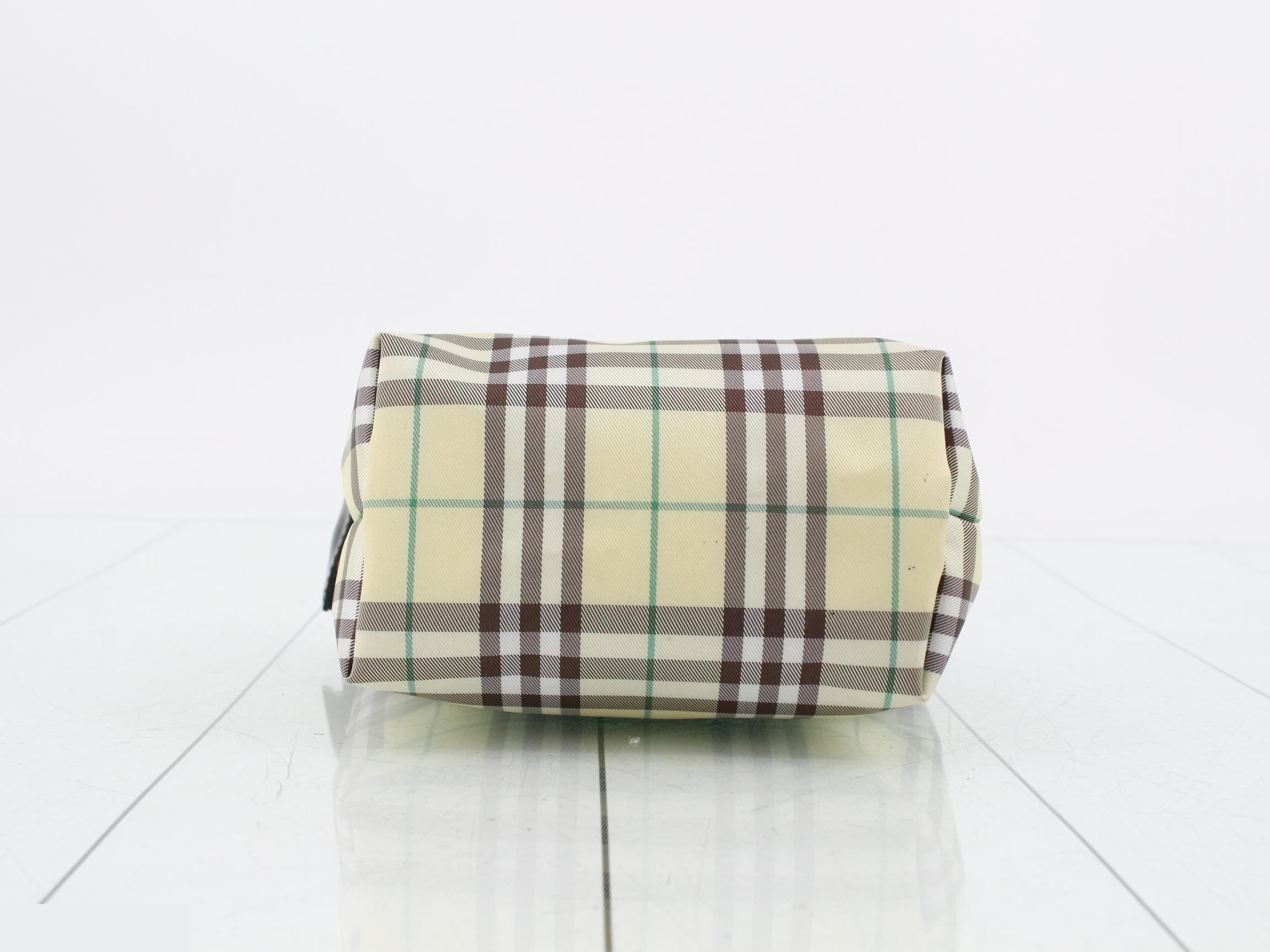 Nova Check Pouch — view 3