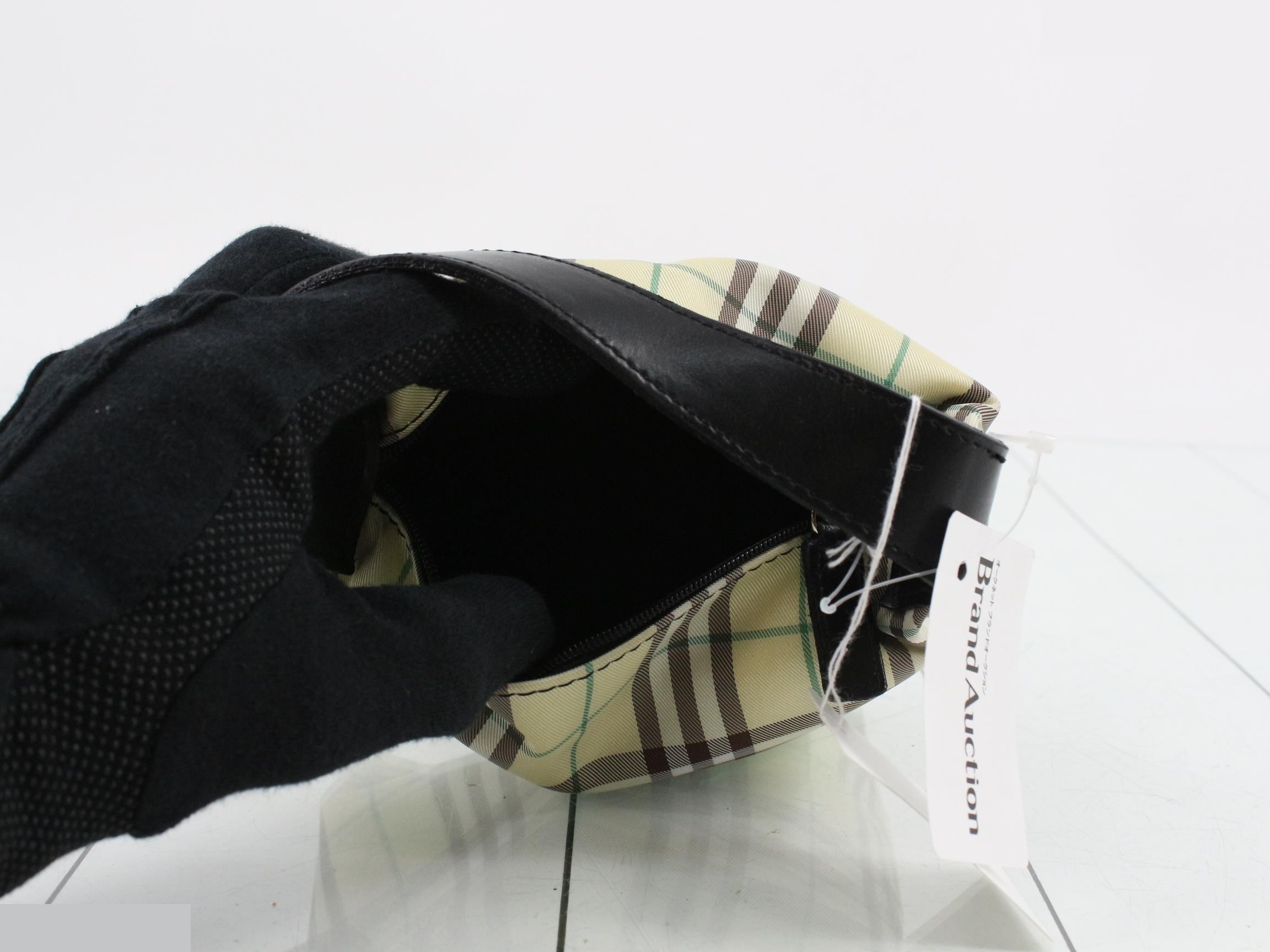 Nova Check Pouch — view 4