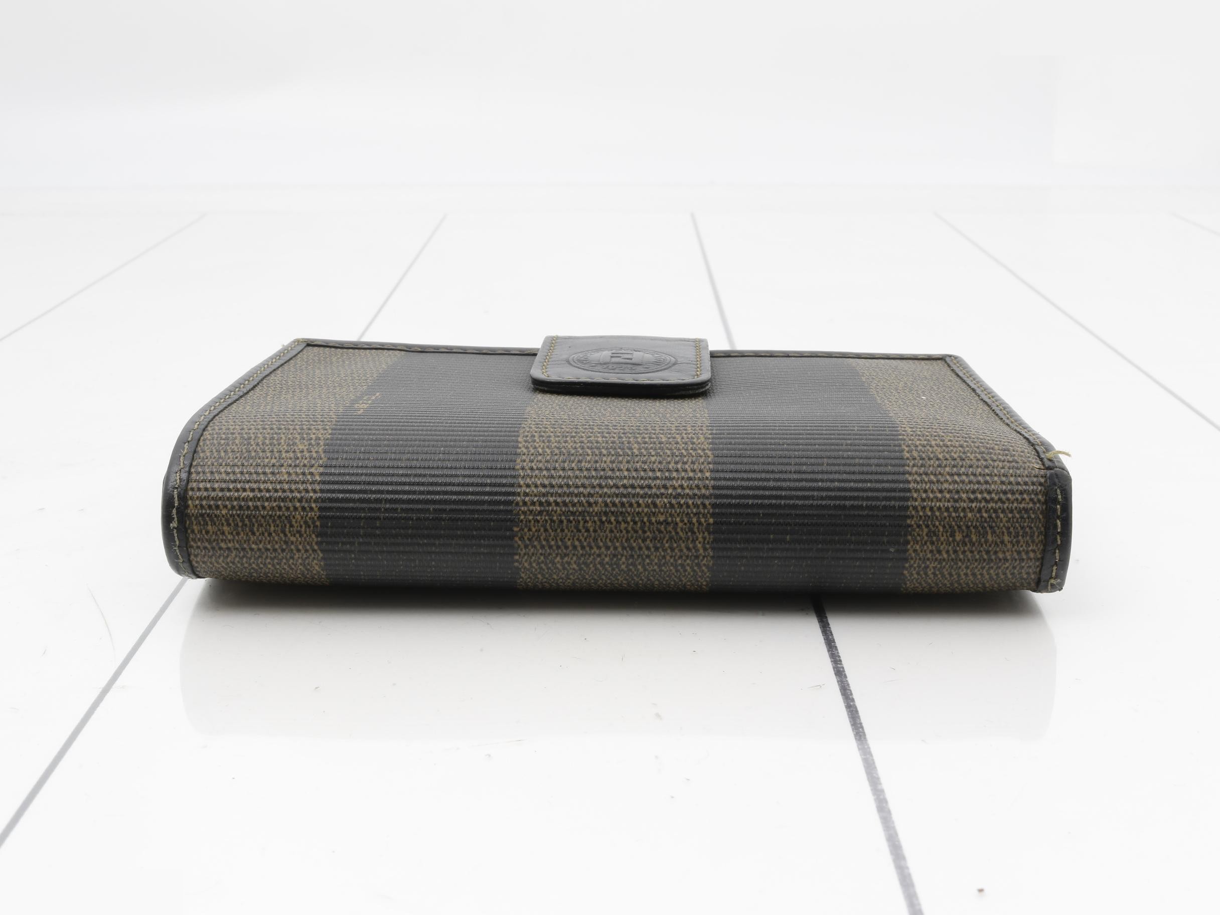 Pecan coin purse, bi-fold wallet — view 3