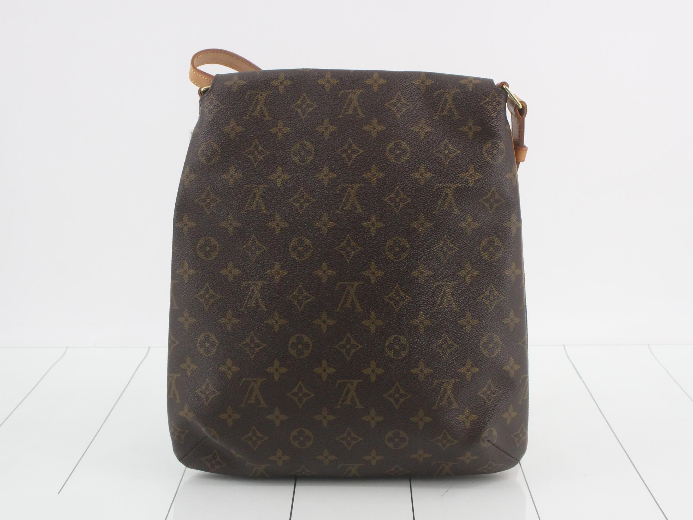 LV Gold Hardware Tote Handbag Musette — view 2