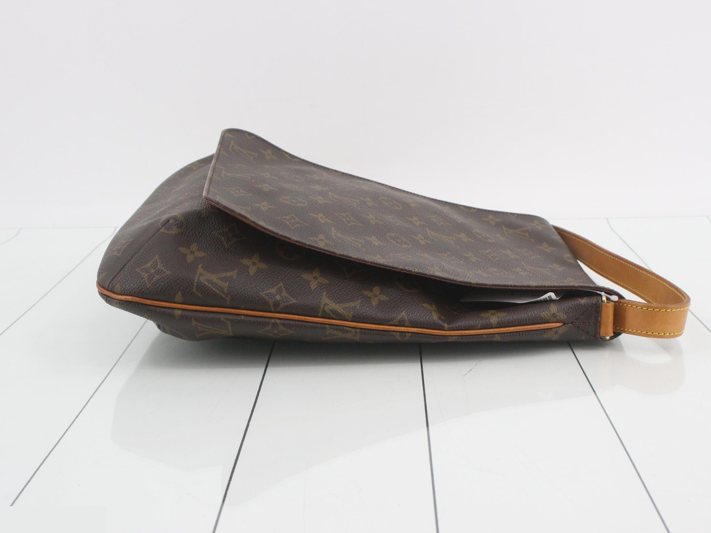 LV Gold Hardware Tote Handbag Musette — view 3