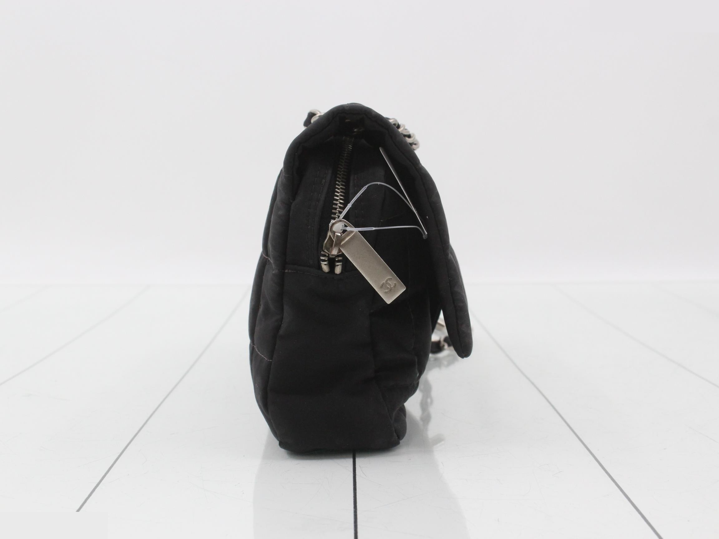 Chocolate bar shoulder bag, nylon — view 4