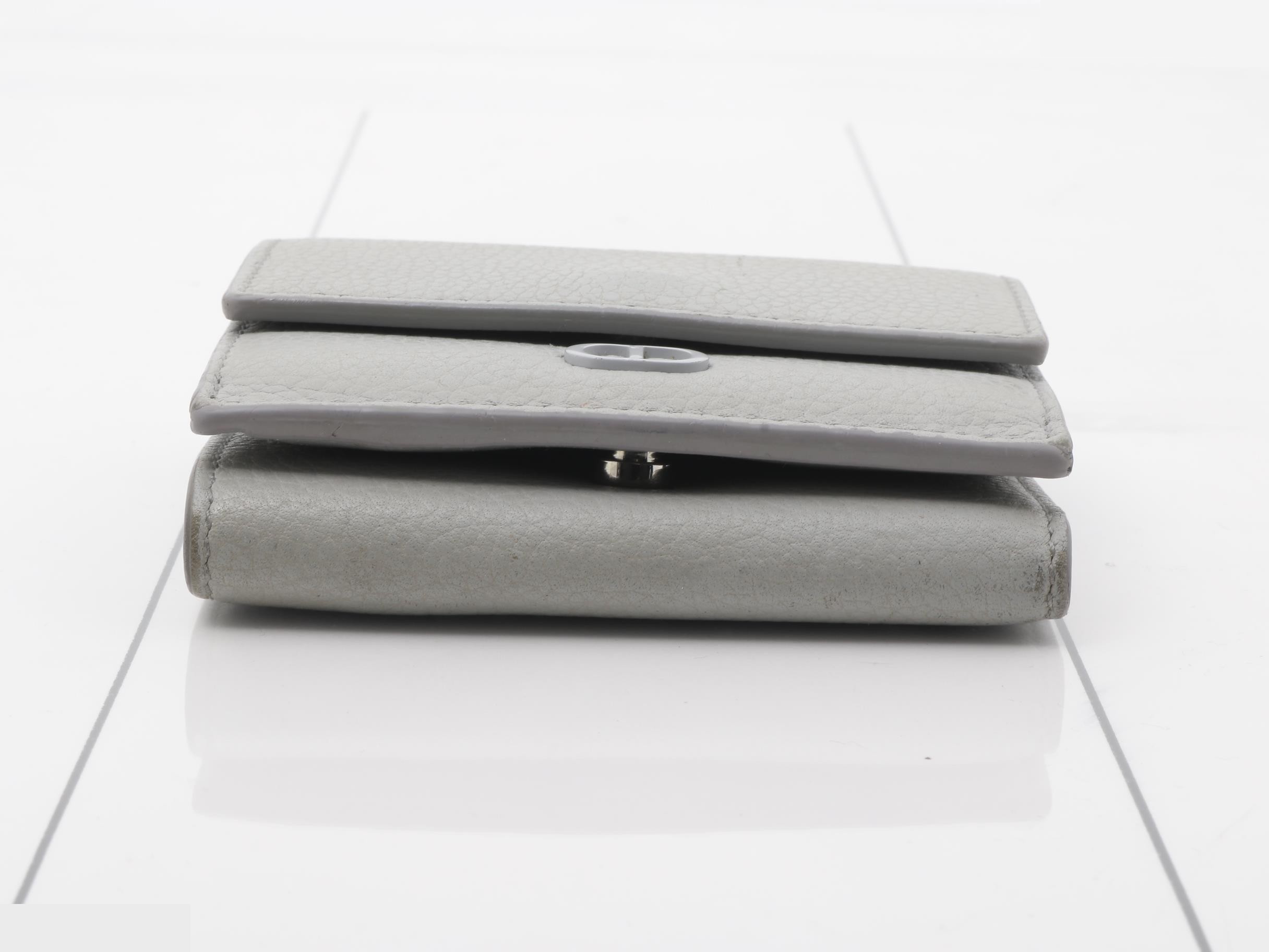 Tri-fold wallet, gray — view 3