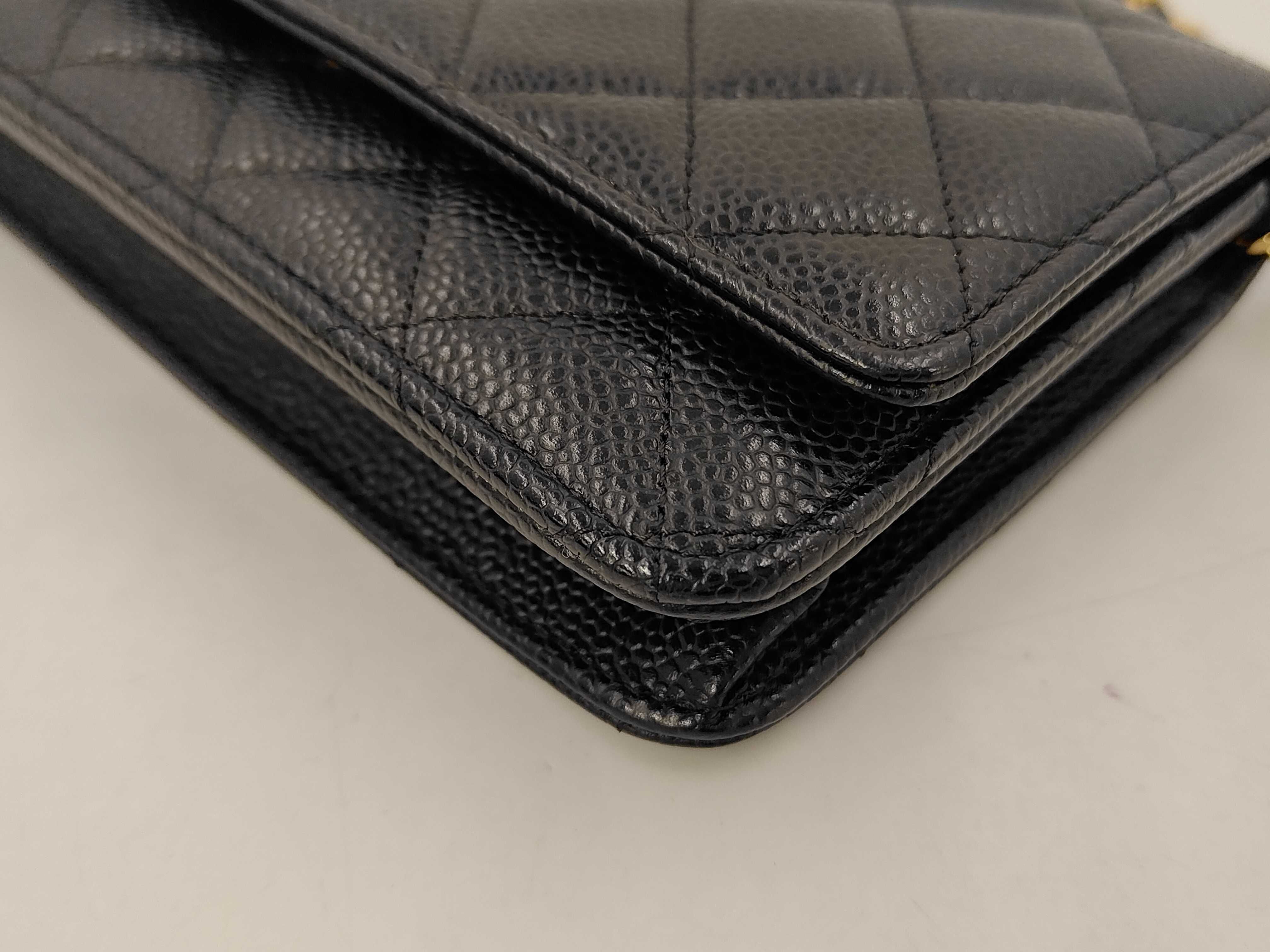 Caviar Skin Matelassé Chain Wallet Chain Shoulder Bag Black (Serial Number 28) — view 4