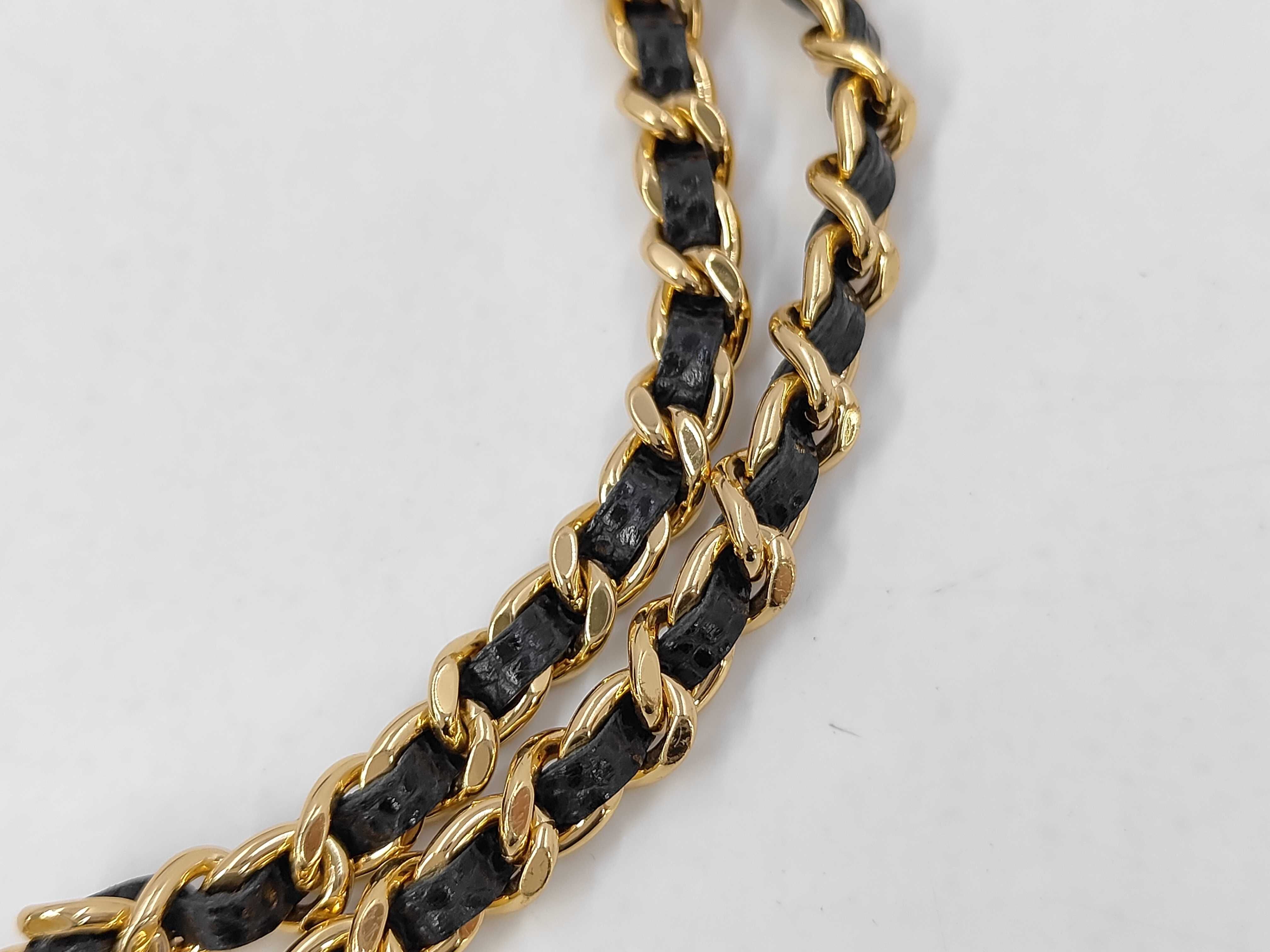 Caviar Skin Matelassé Chain Wallet Chain Shoulder Bag Black (Serial Number 28) — view 6