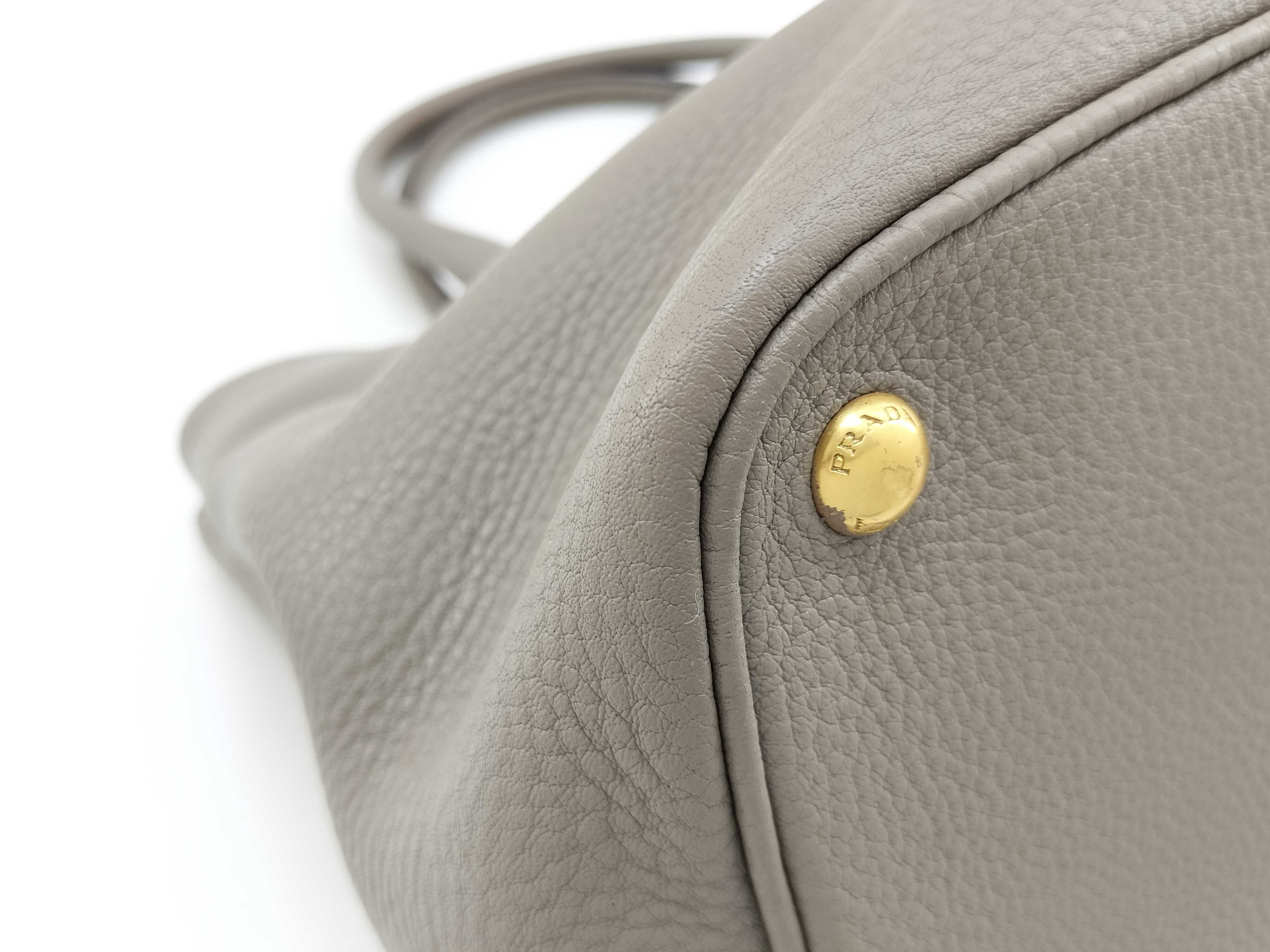 Vitello Daino Leather Tote Bag Gray BN2794 Tote Bag — view 8