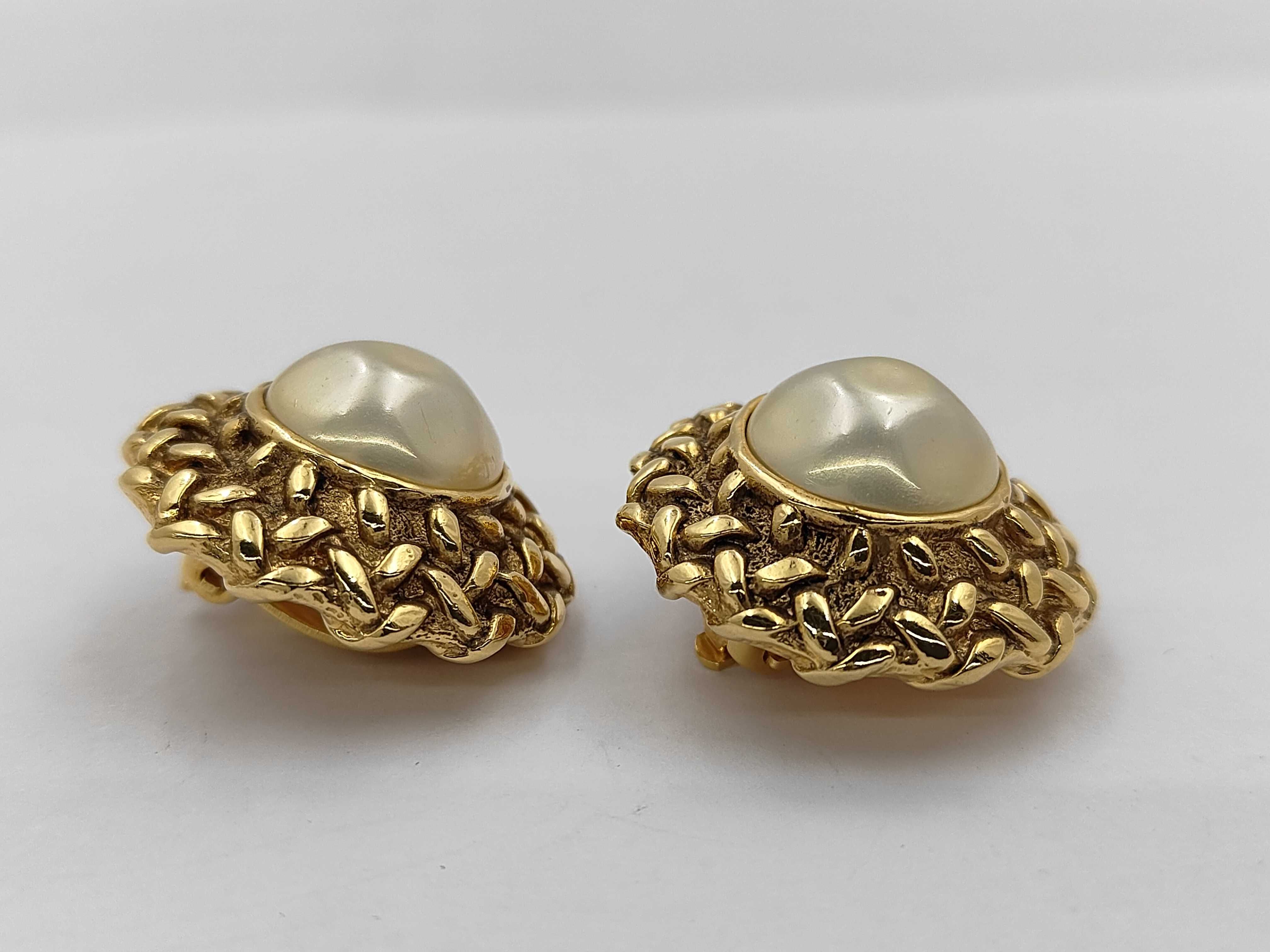 earrings — view 3