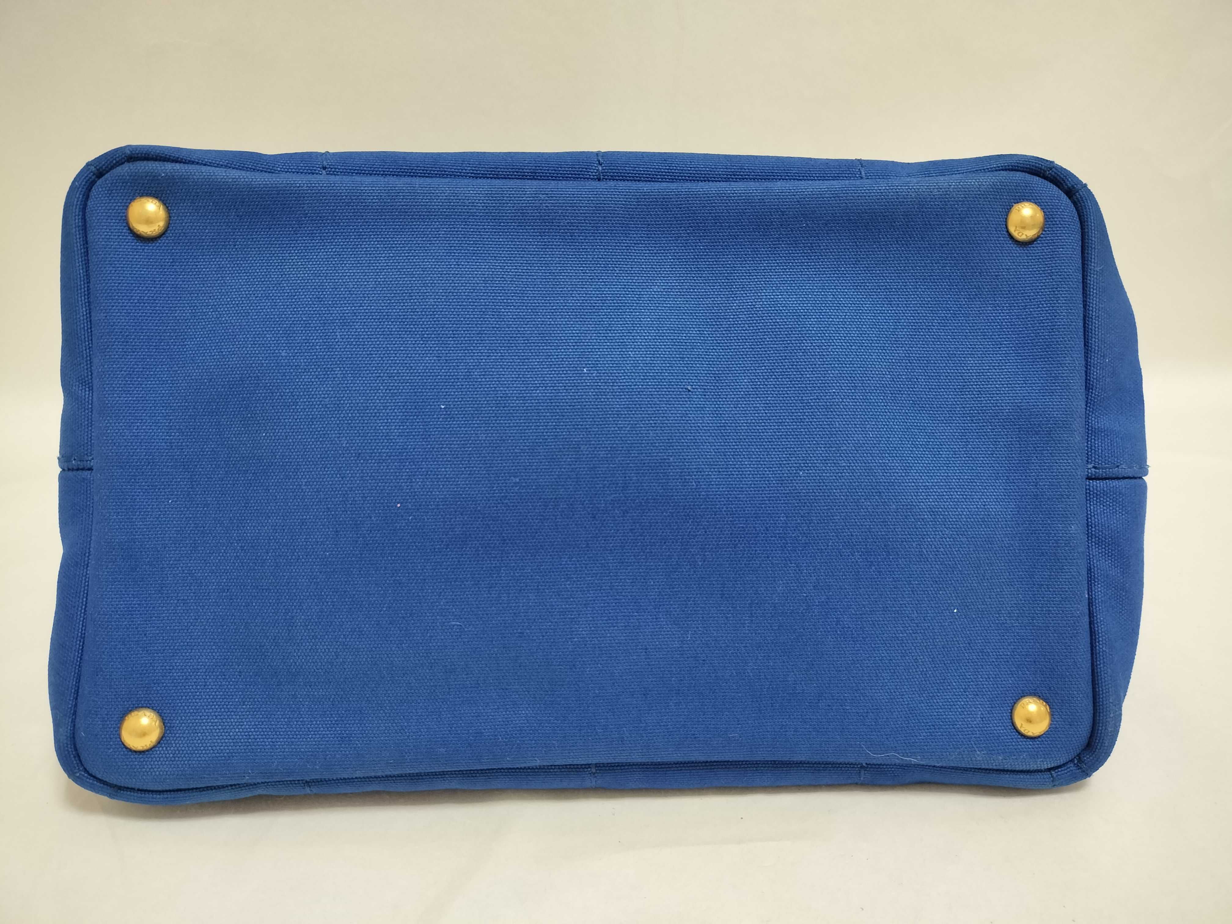 Canapa M Handbag BN1877 Blue W33cm Handbag — view 7