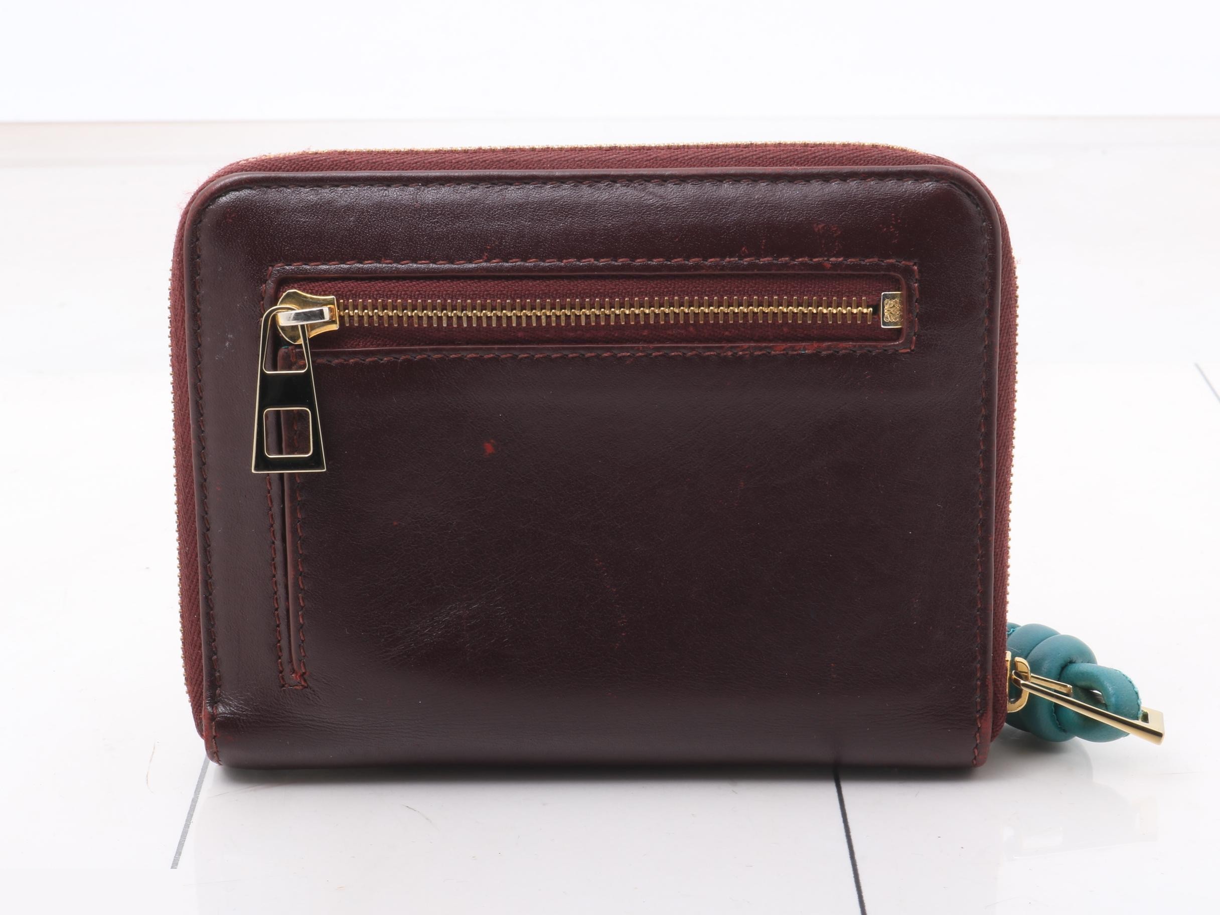 Other lines: Bags and Wallets — view 2