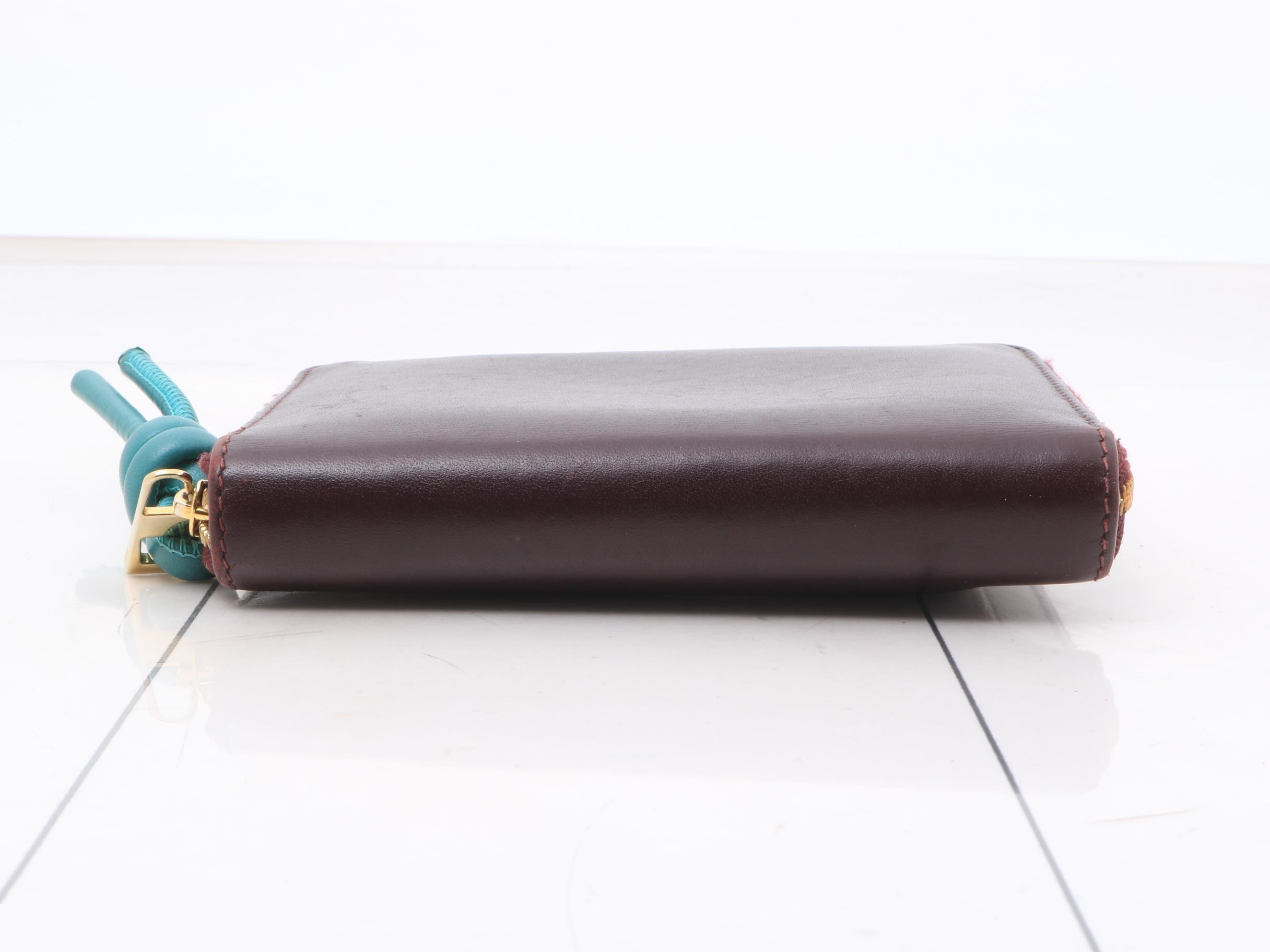 Other lines: Bags and Wallets — view 3