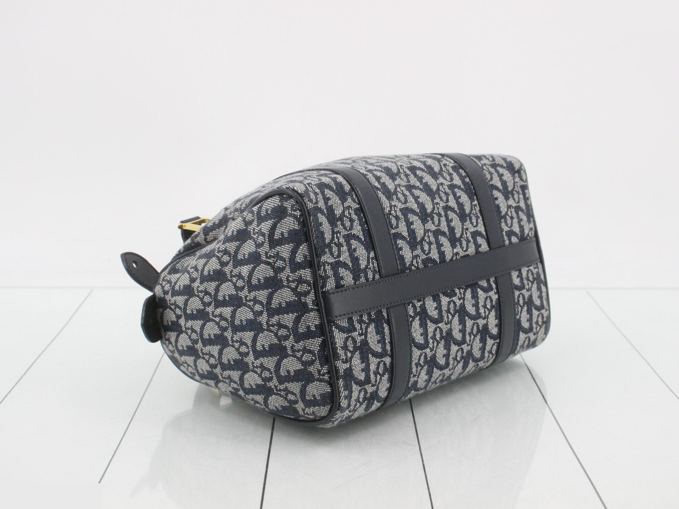 Trotter (bag) - Mini Boston bag - Monogram - 25 — view 5