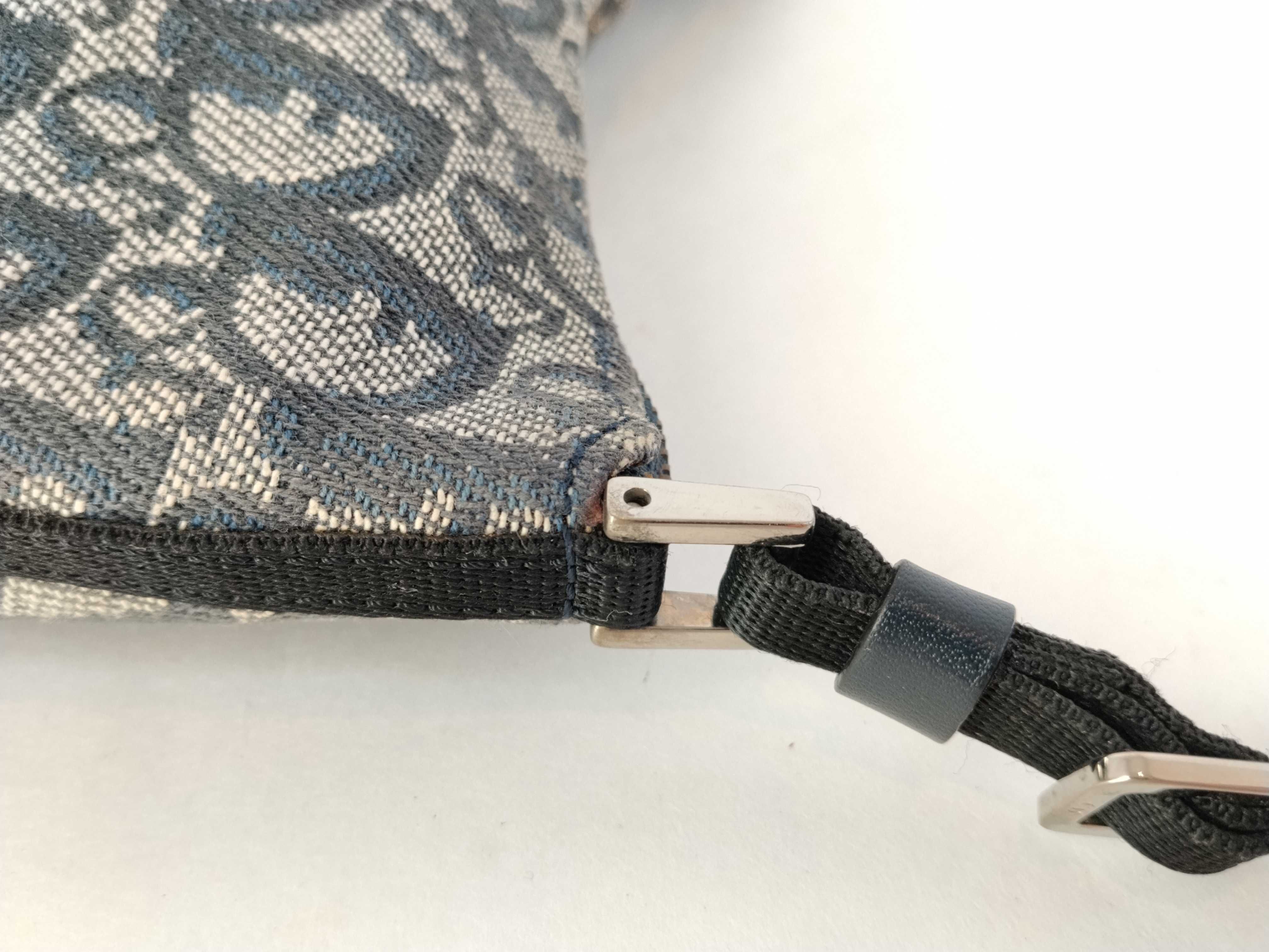 Trotter Shoulder Bag, Navy — view 5