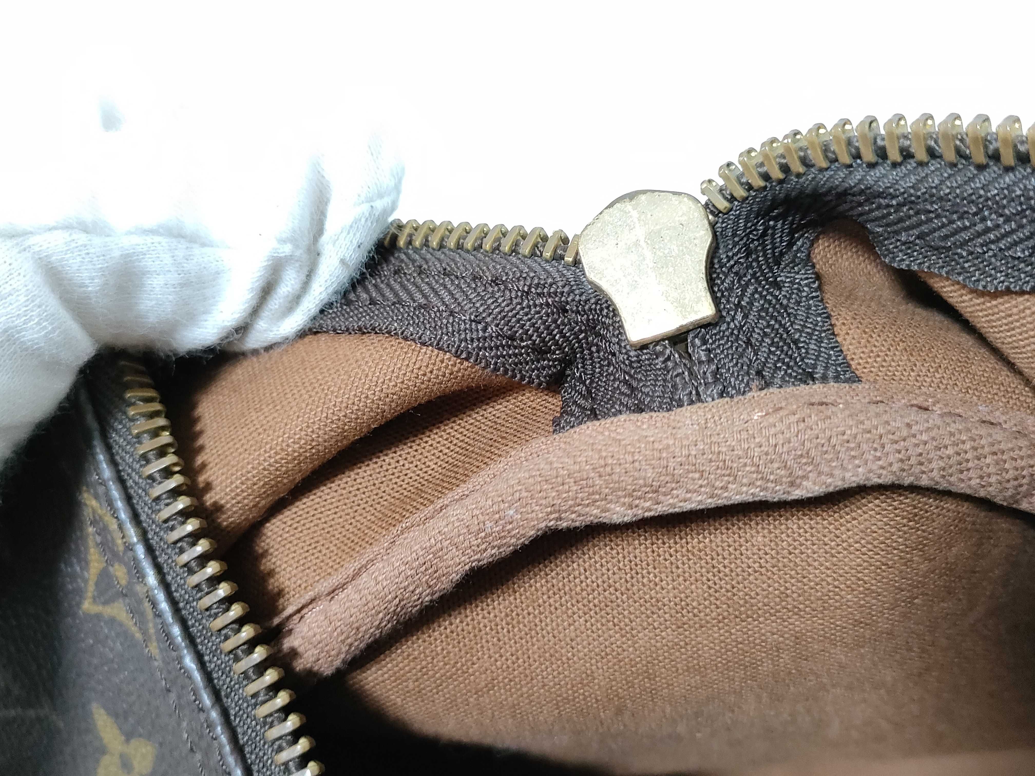 Monogram M41426 Keepall 50 Boston Bag — view 15
