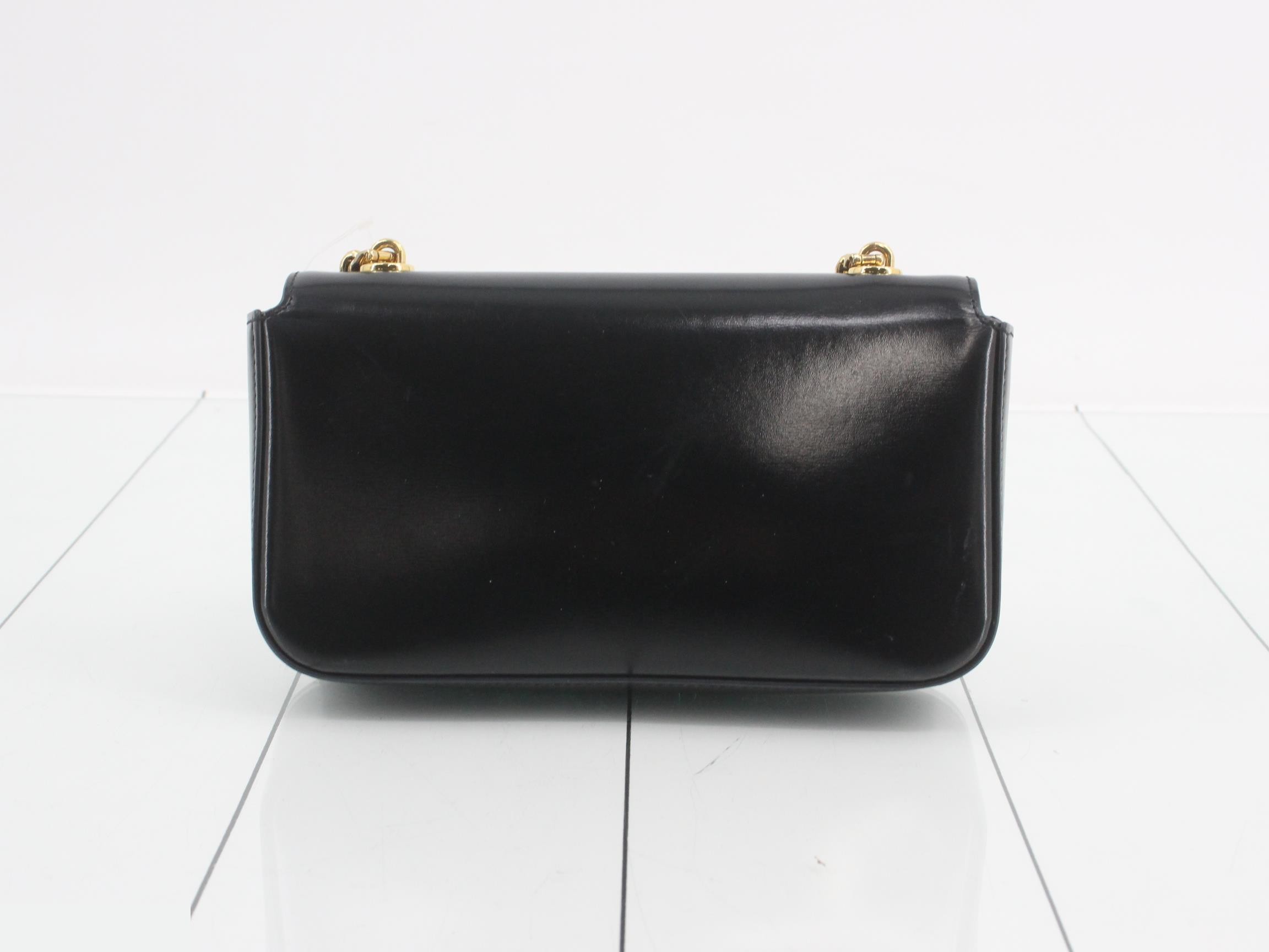 Claude Chain Shoulder Bag - Leather Chain One-Shoulder Bag - Black — view 2