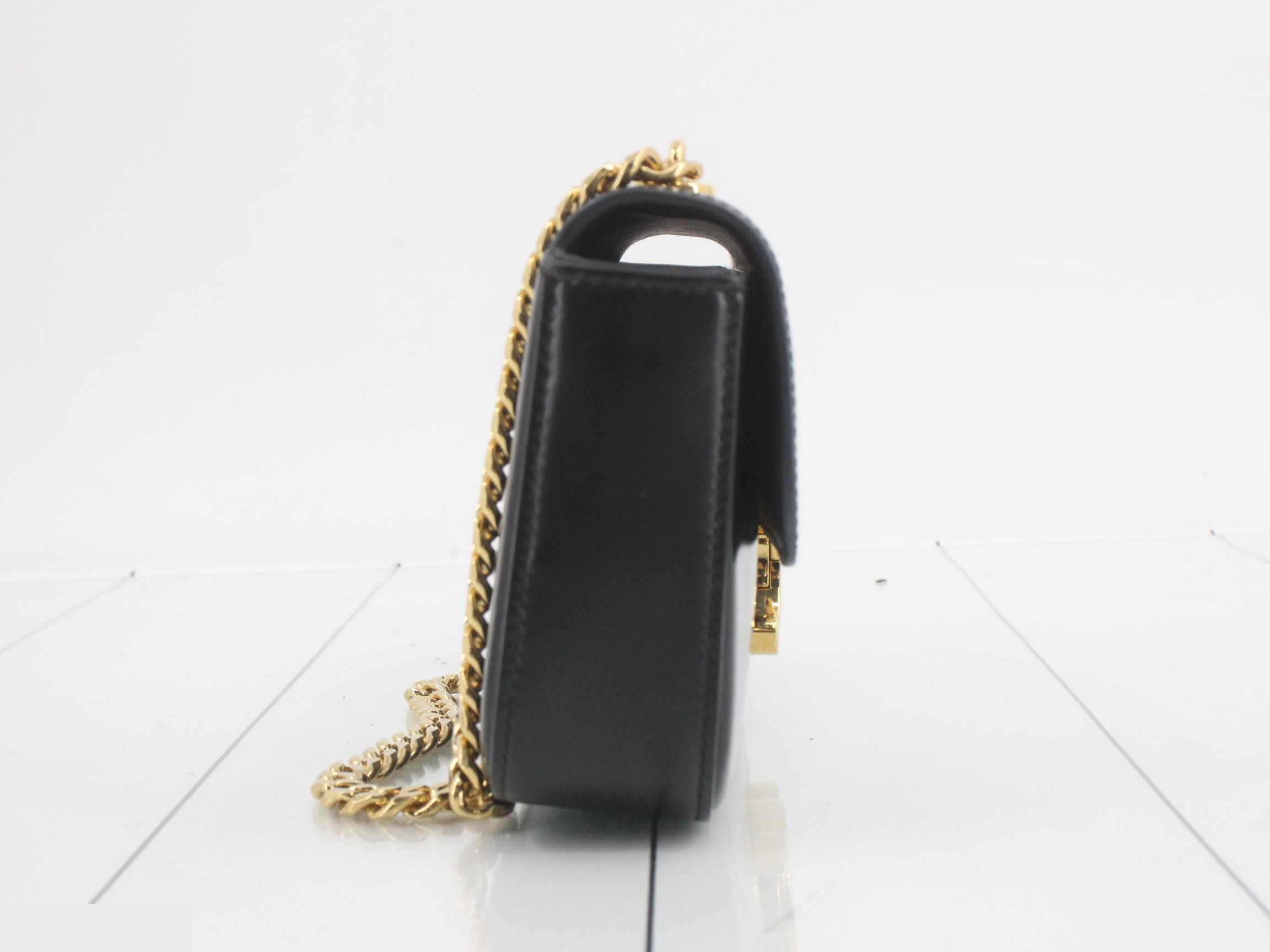 Claude Chain Shoulder Bag - Leather Chain One-Shoulder Bag - Black — view 4