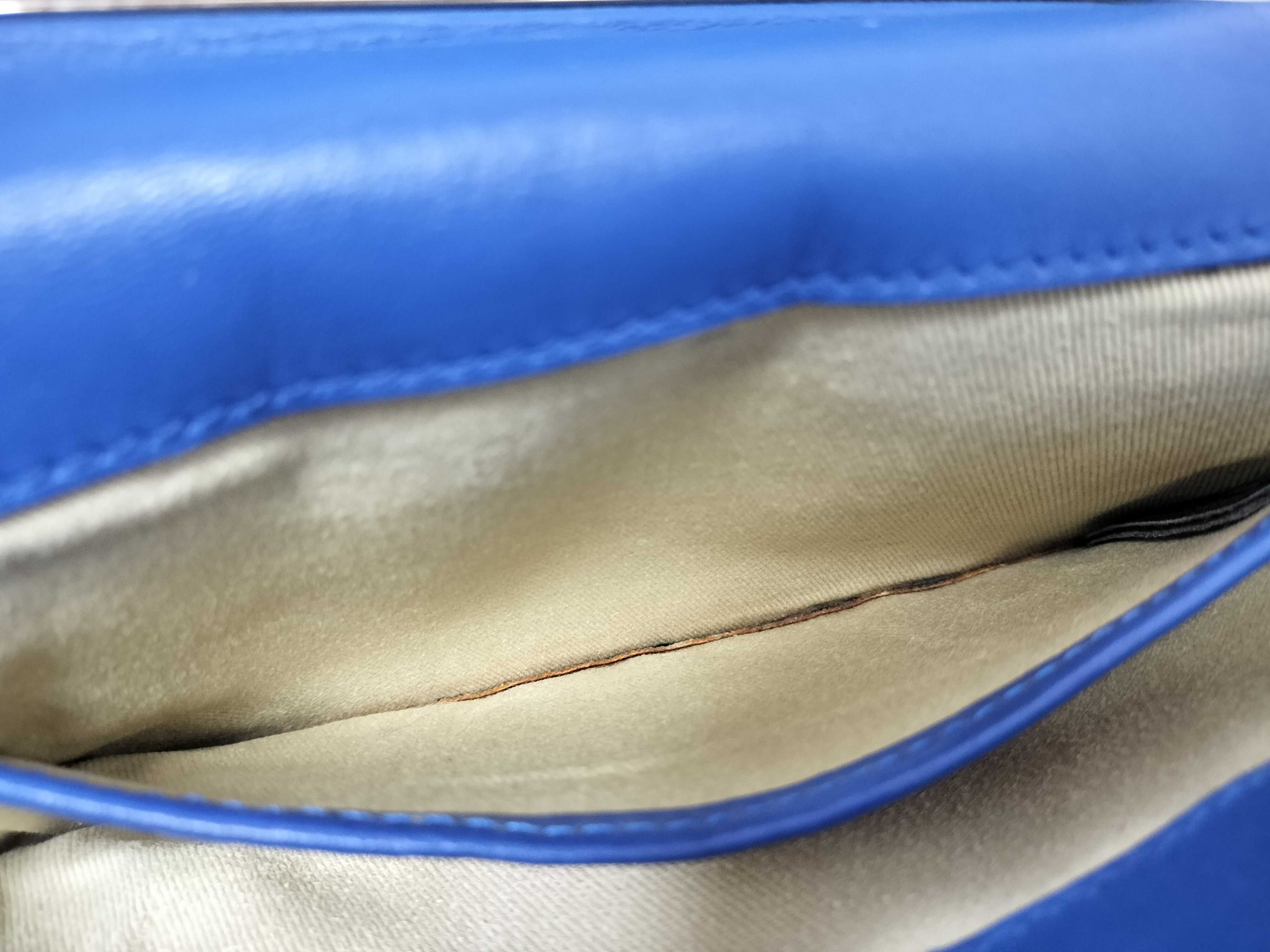Chain Bag, Blue Shoulder Bag — view 11