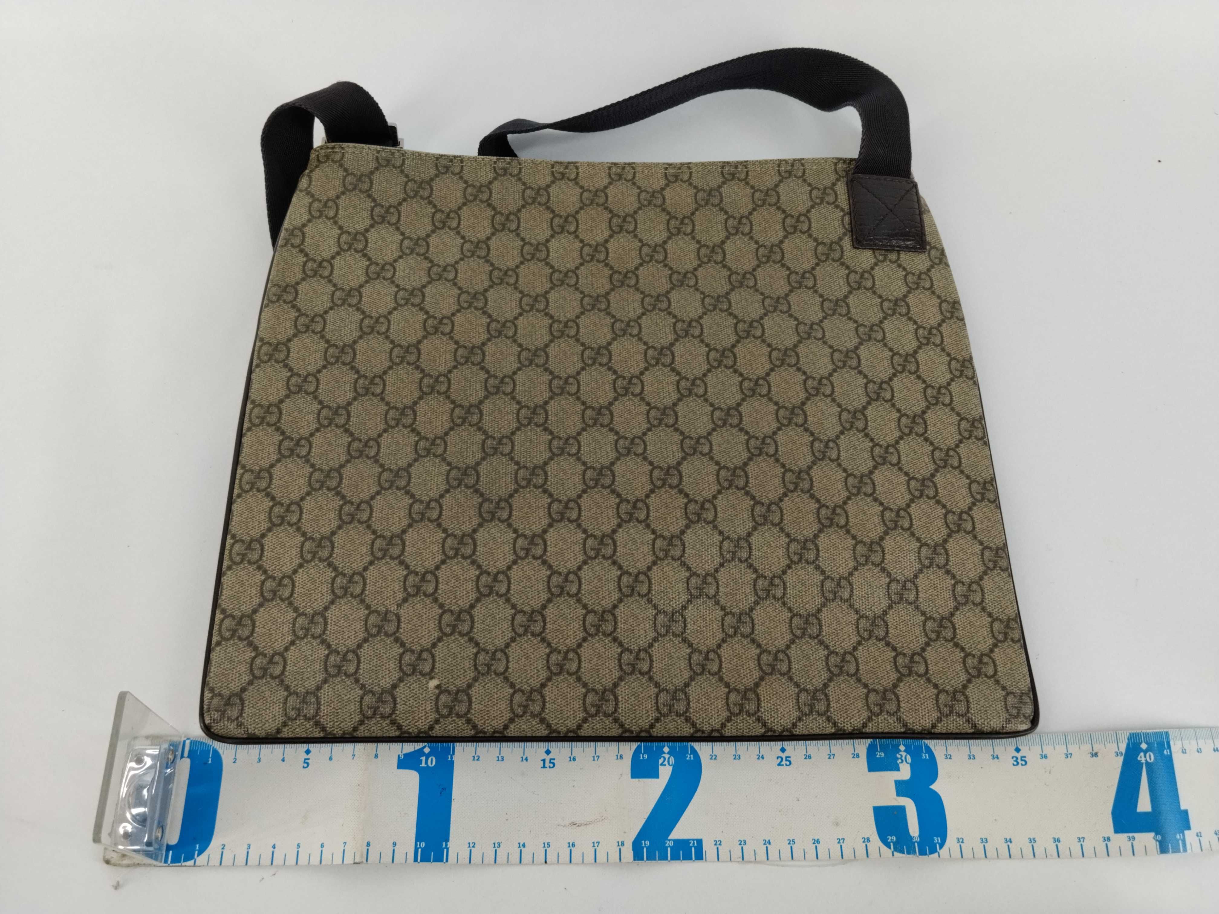 GG Canvas Shoulder Bag GG Supreme 141198 Shoulder Bag — view 2