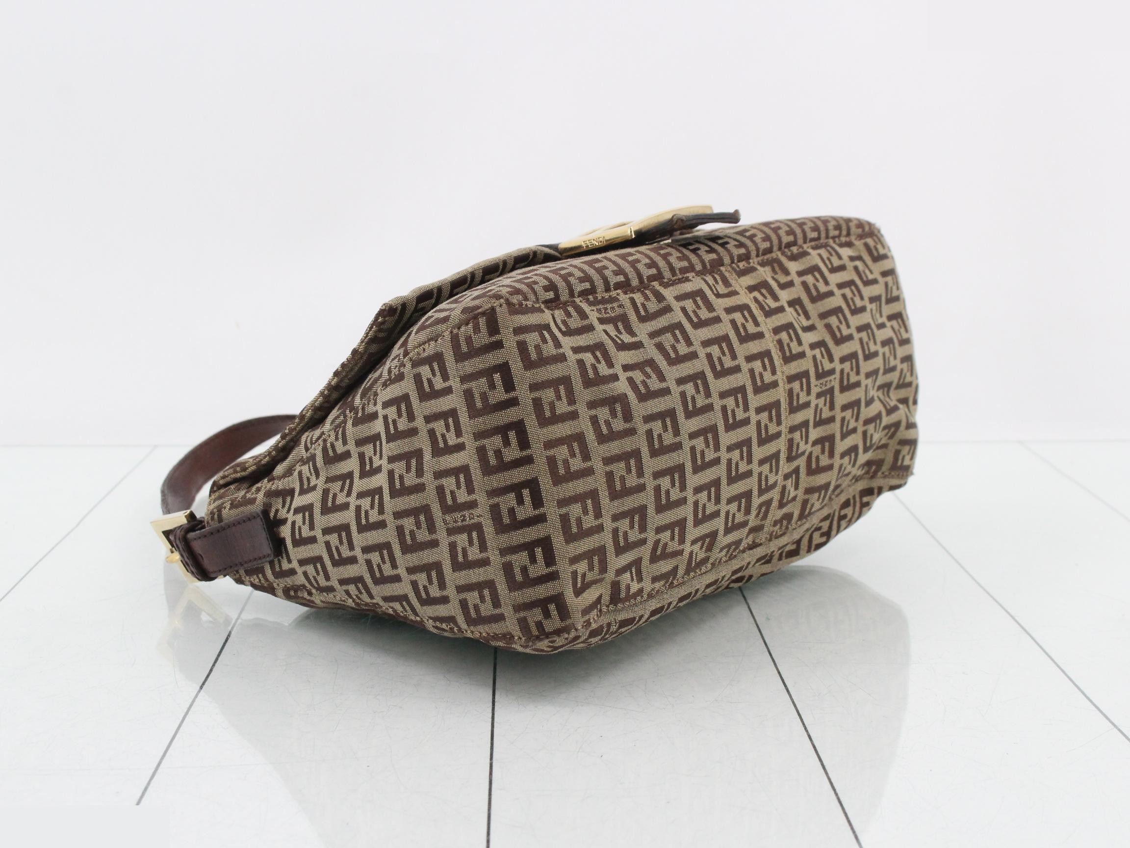 Mamma Bucket Zucchino Shoulder Bag — view 5