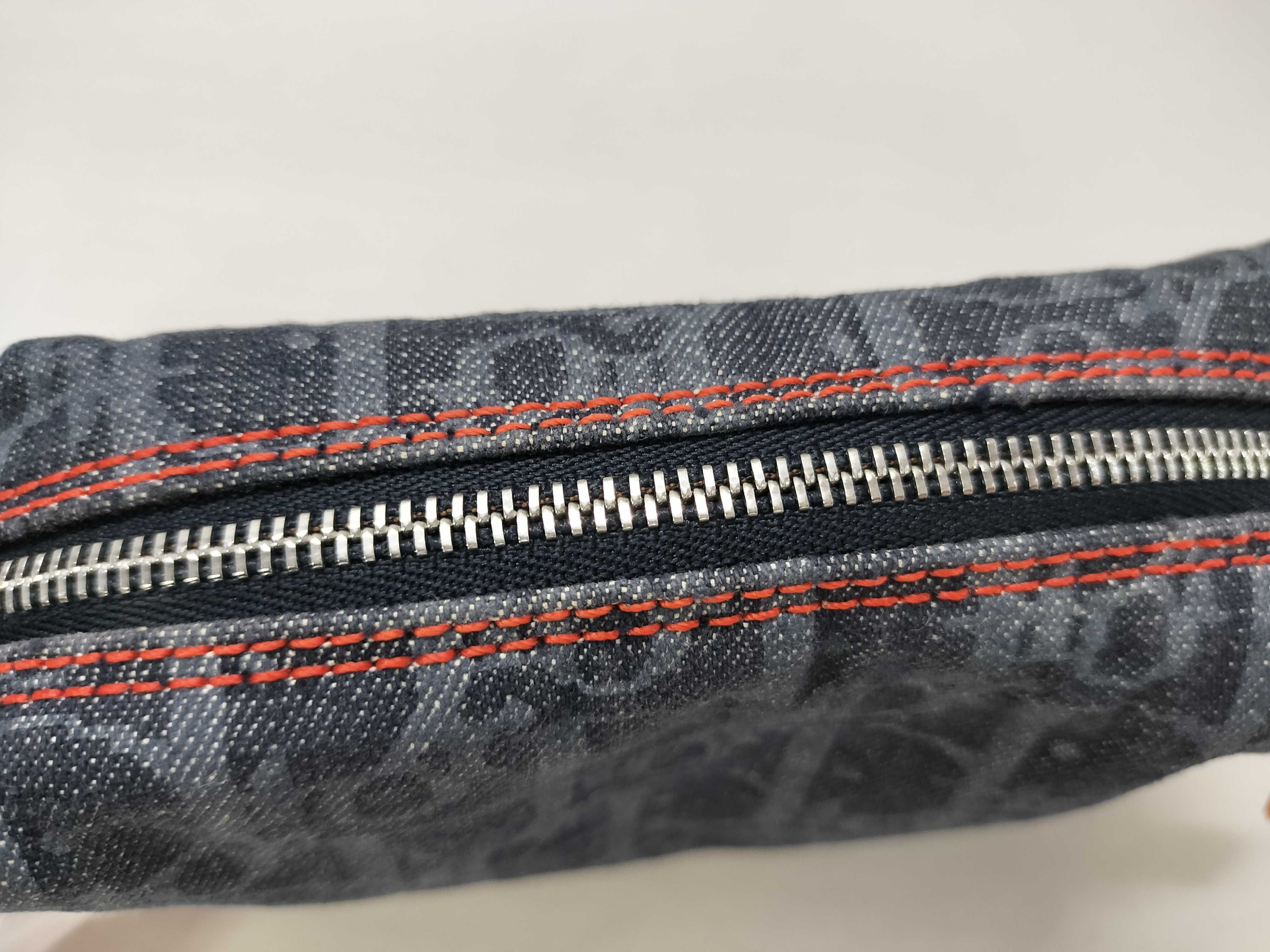 Trotter Flight Pouch Navy Pouch — view 3