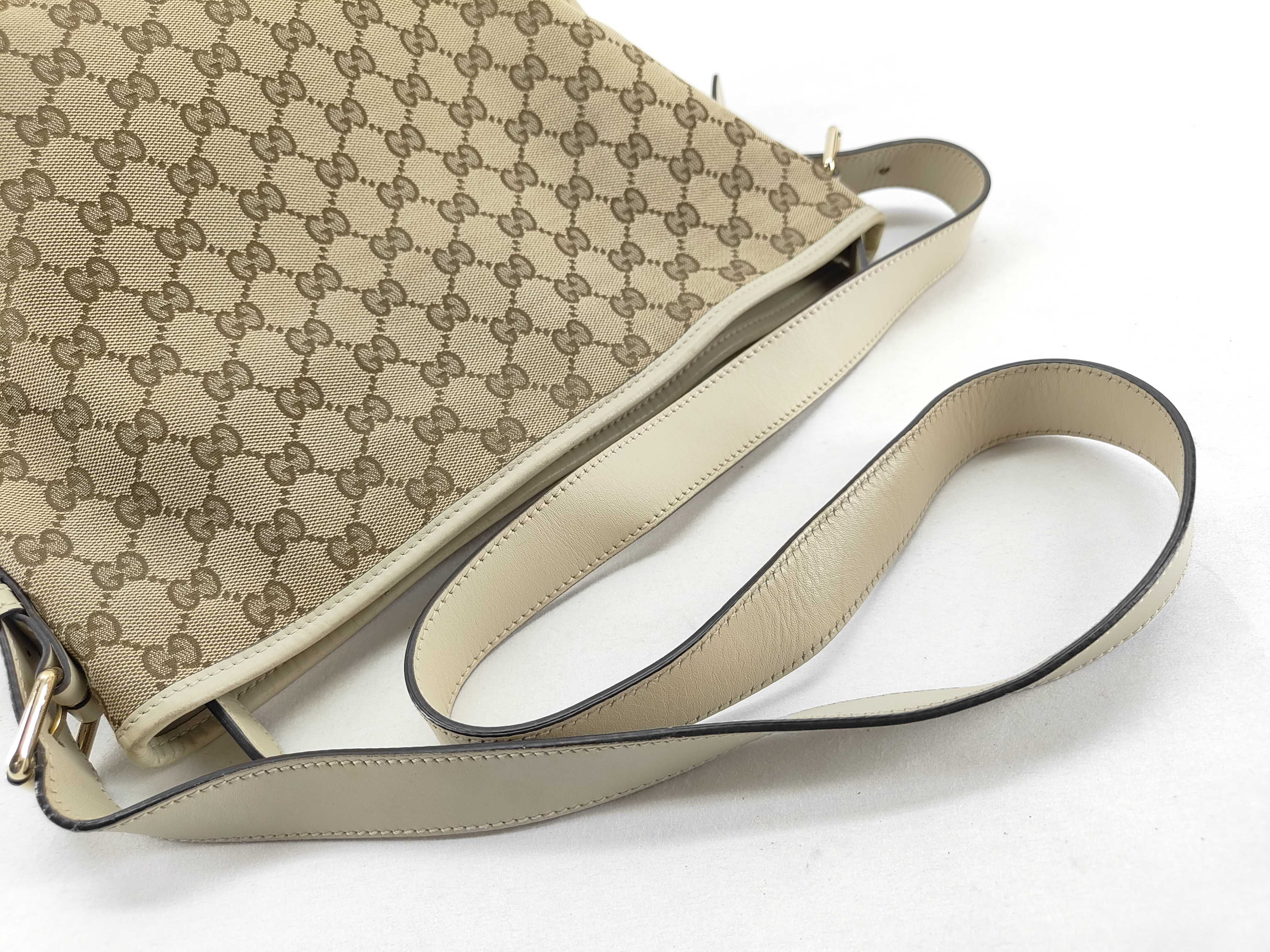 GG Canvas Shoulder Bag 388930 — view 4
