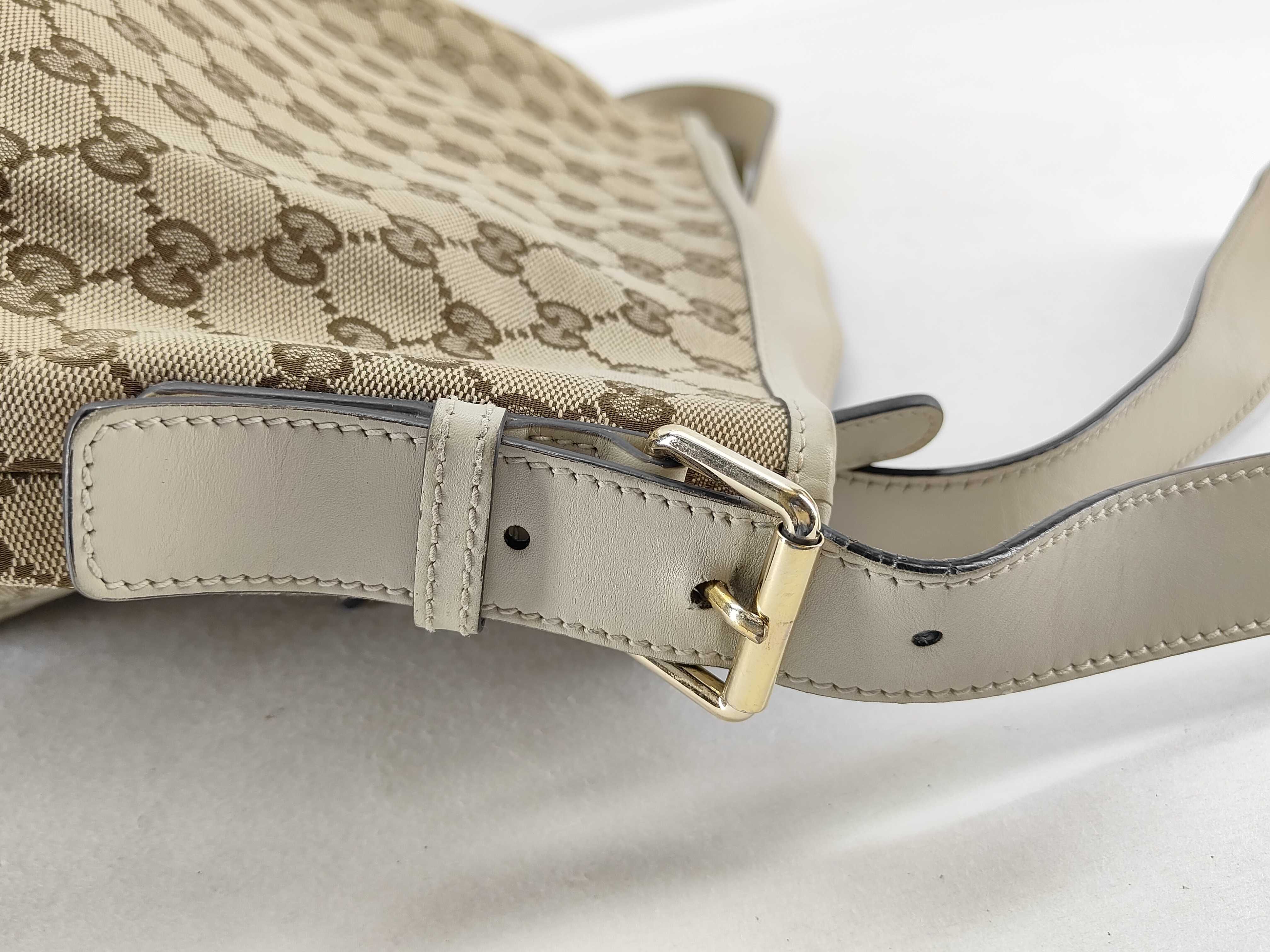 GG Canvas Shoulder Bag 388930 — view 6