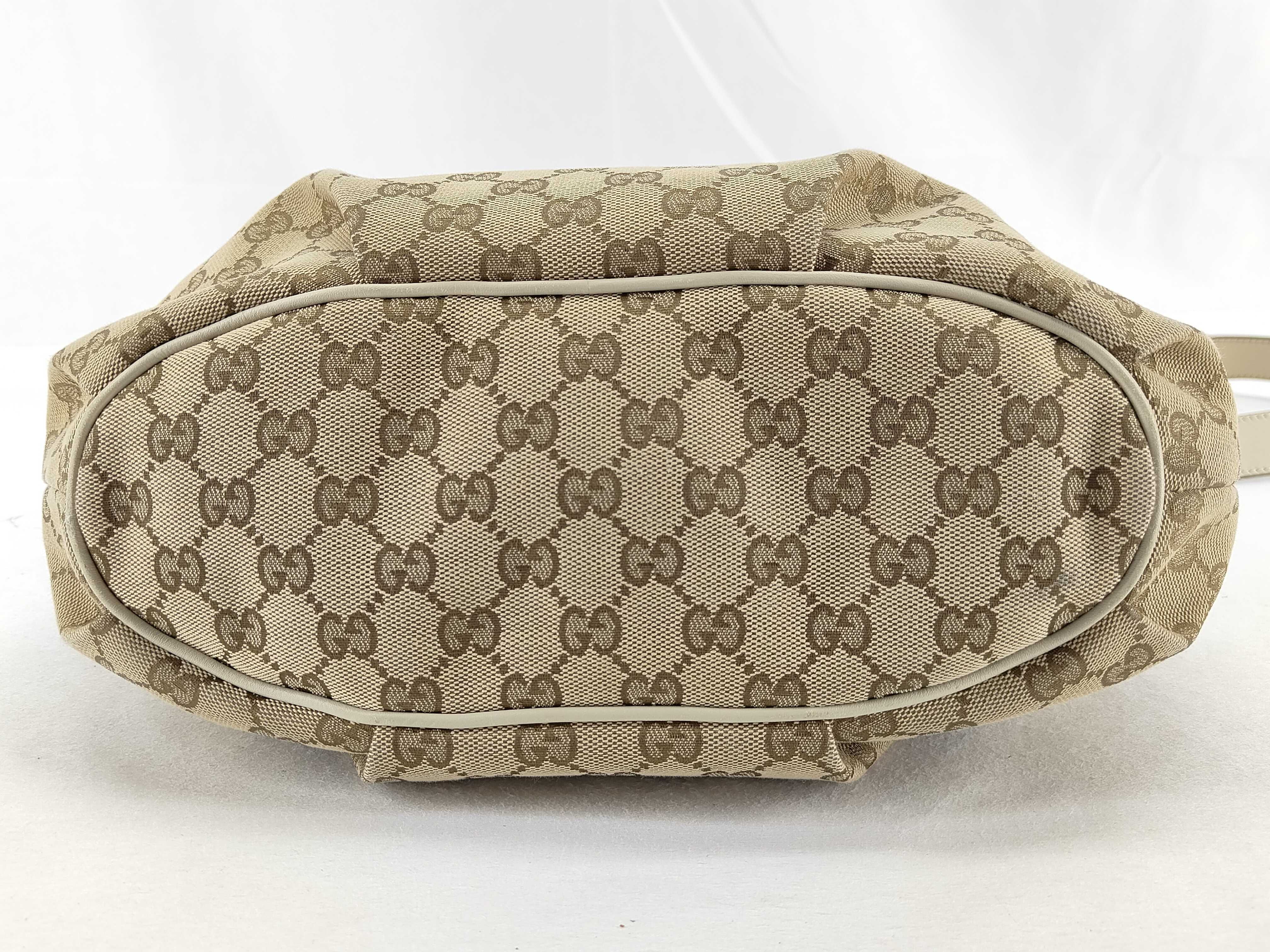 GG Canvas Shoulder Bag 388930 — view 8