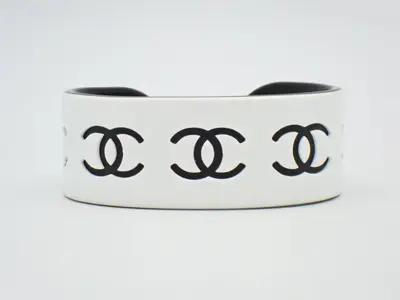 bangle, model 02P, with Coco Mark, wrist circumference approximately 14cm.