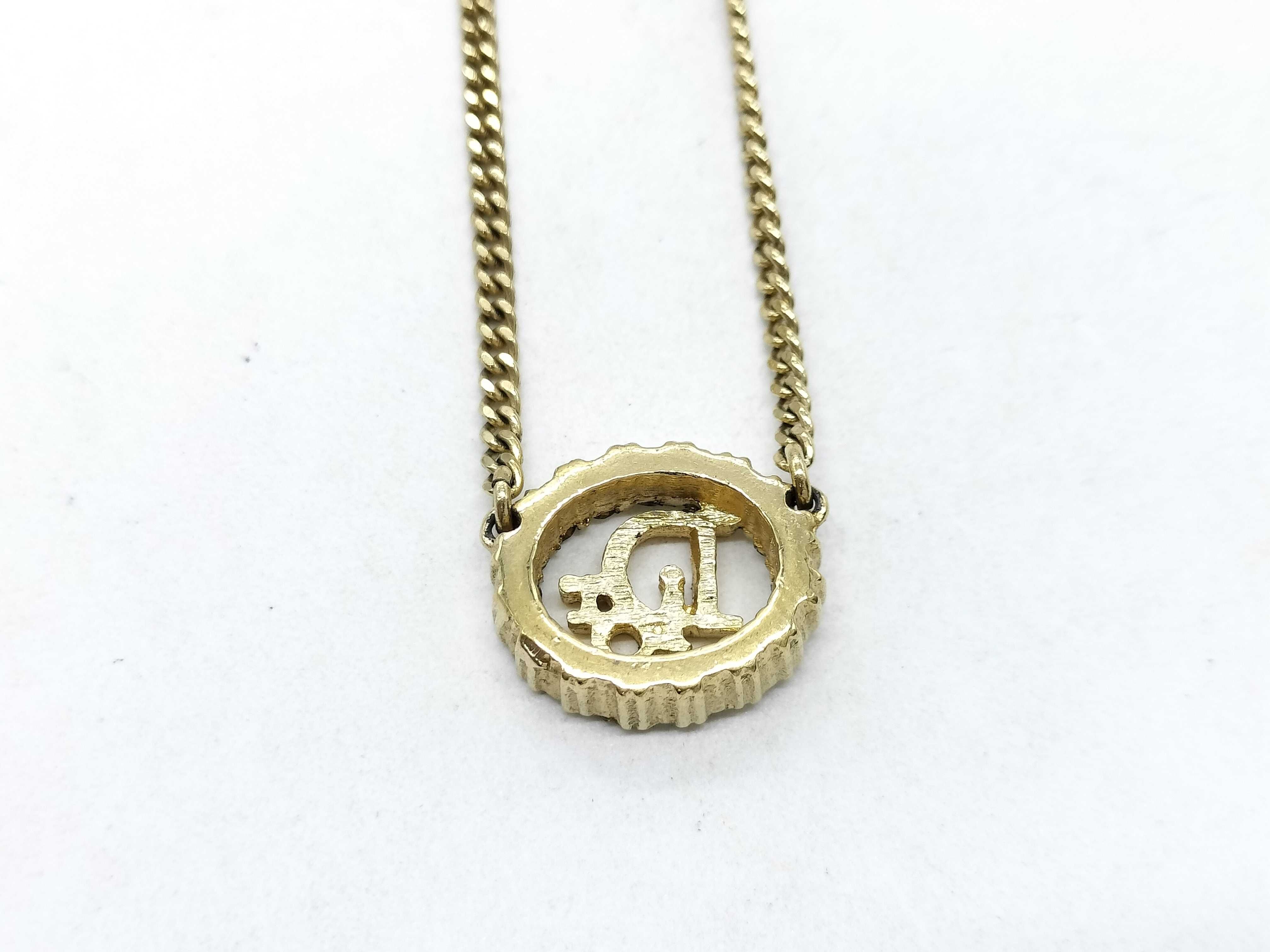 logo gold necklace — view 3