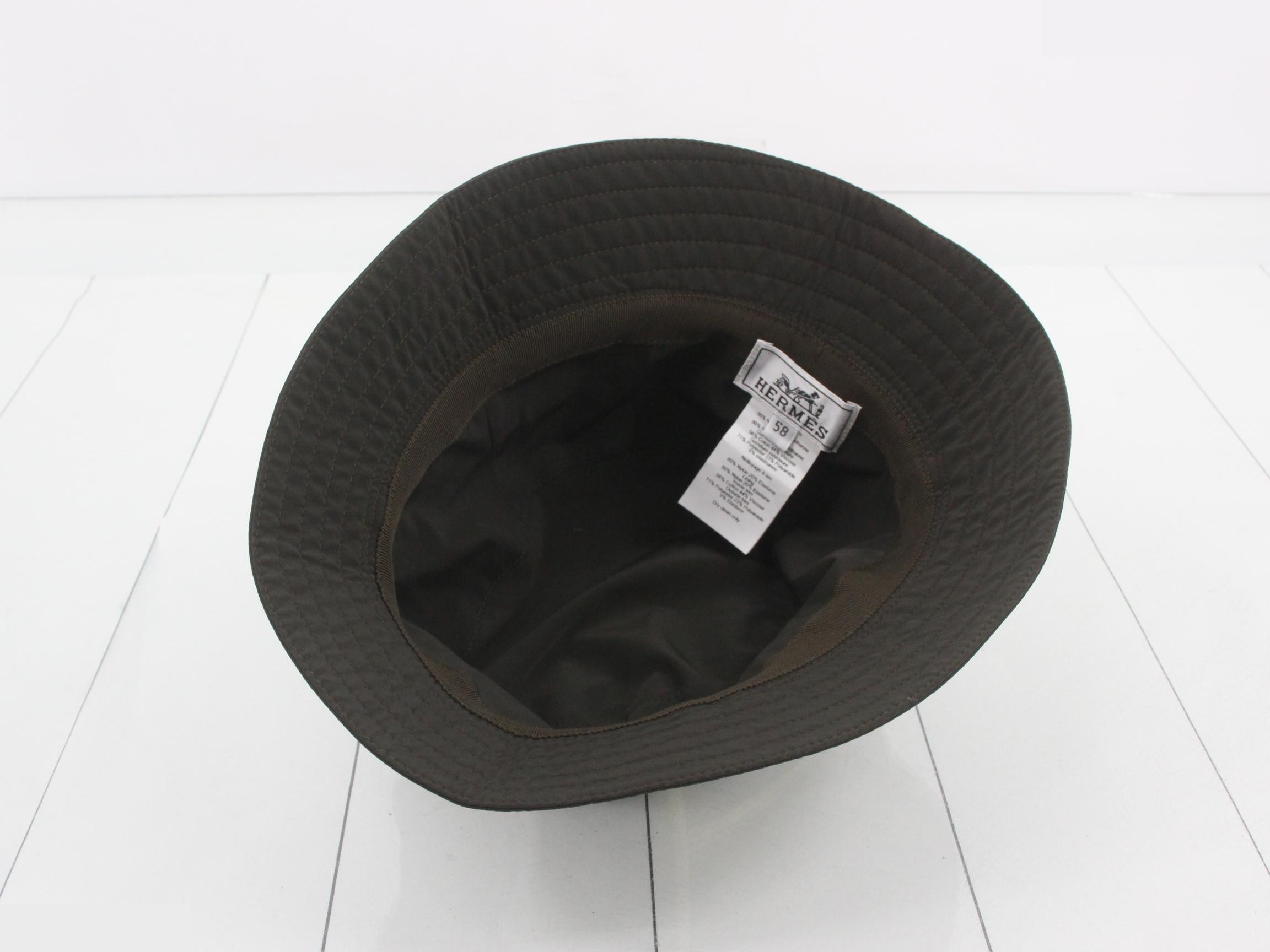 hat — view 3