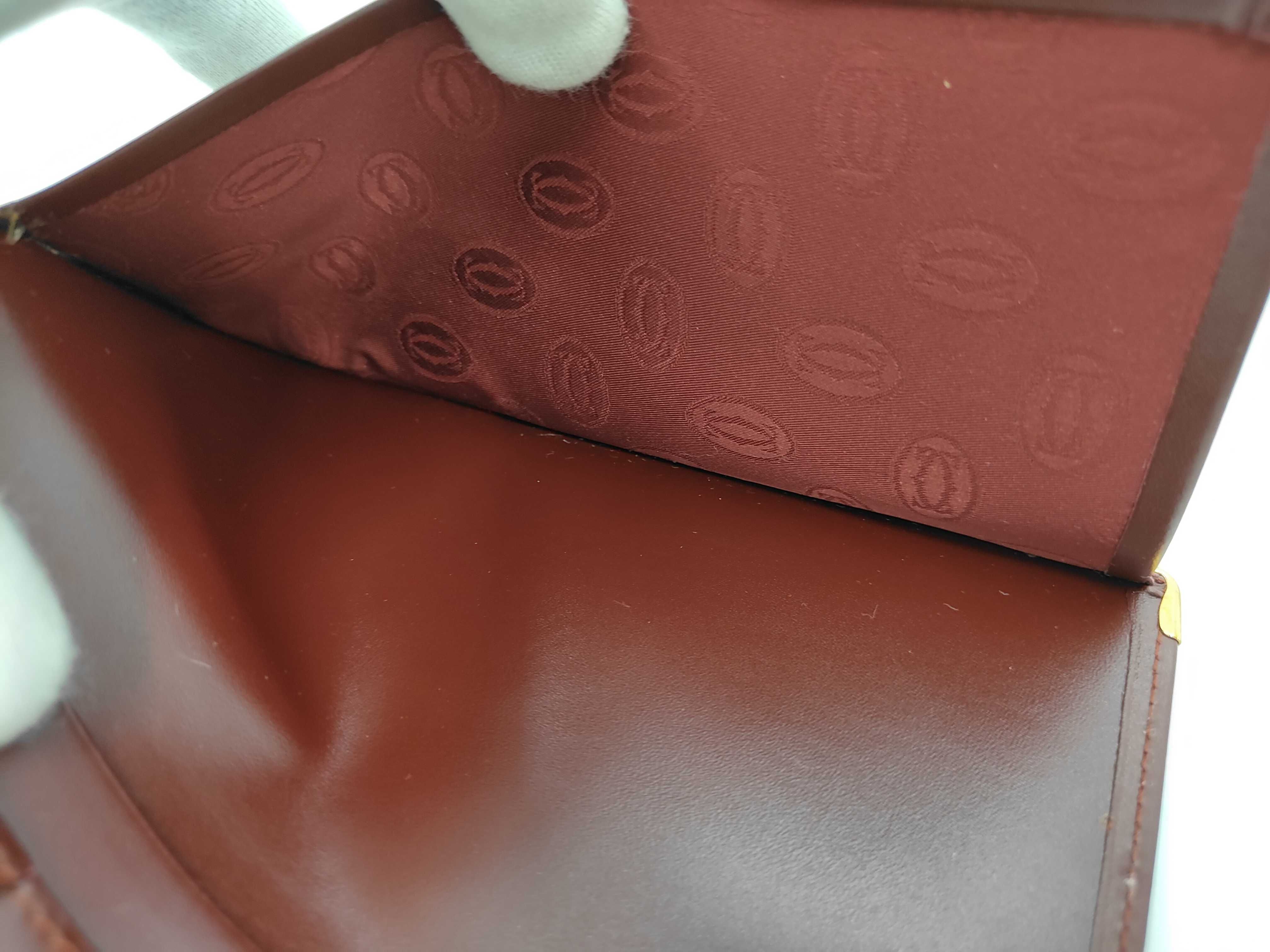 Must wallet in Bordeaux — view 7