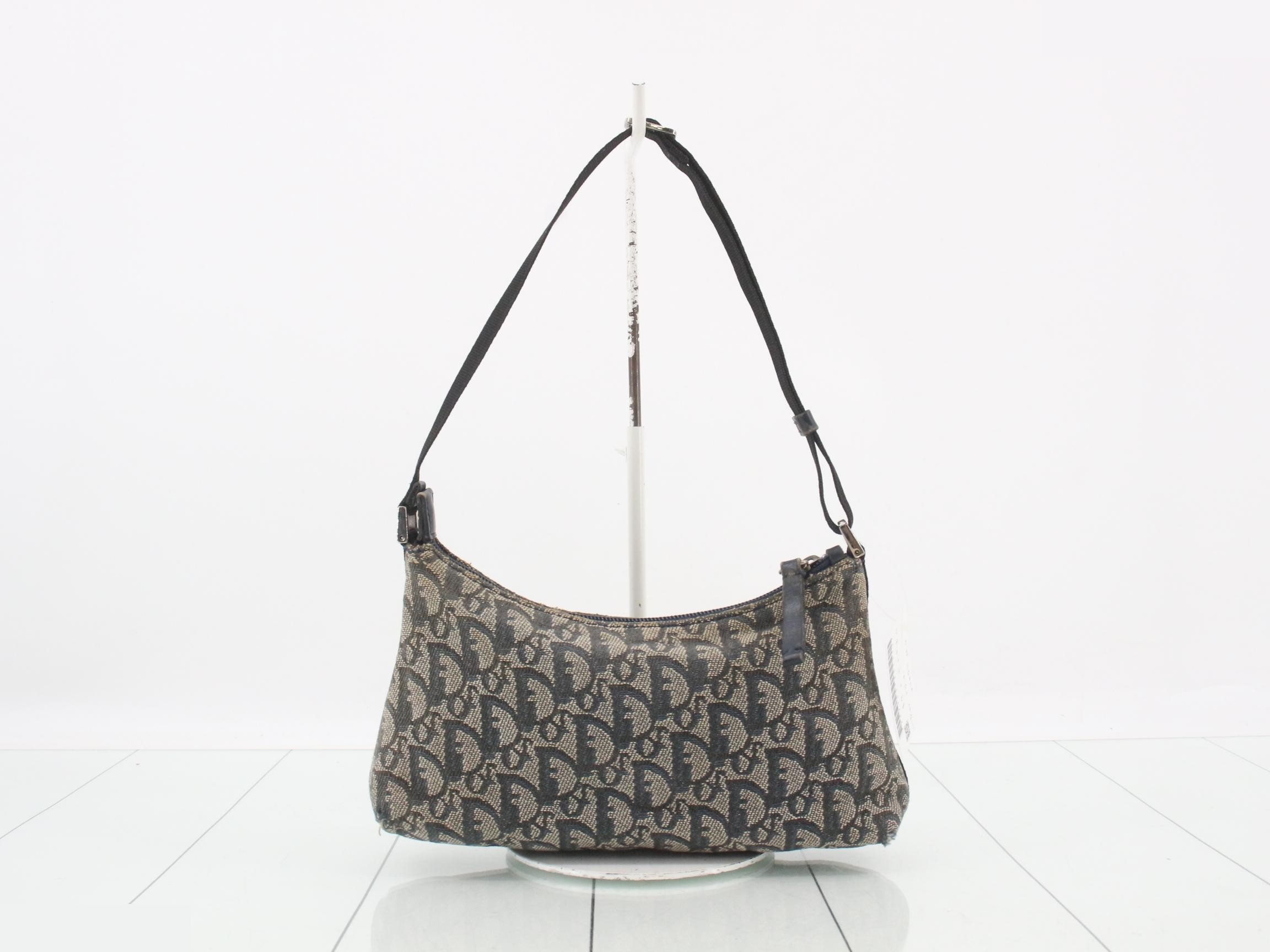 Trotter Accessory Pouch — view 2