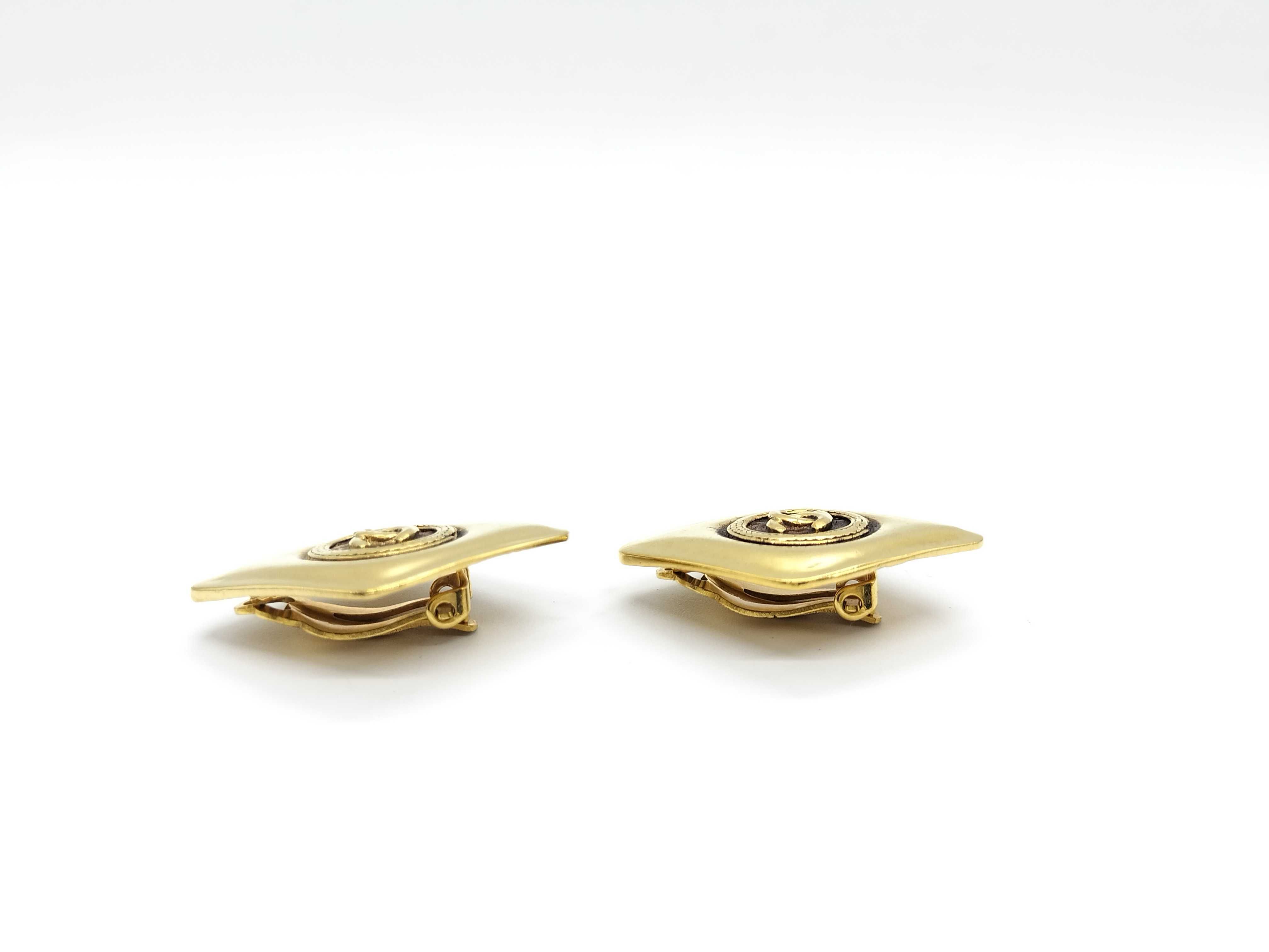 Coco Mark Square 2432 GP Earrings — view 2