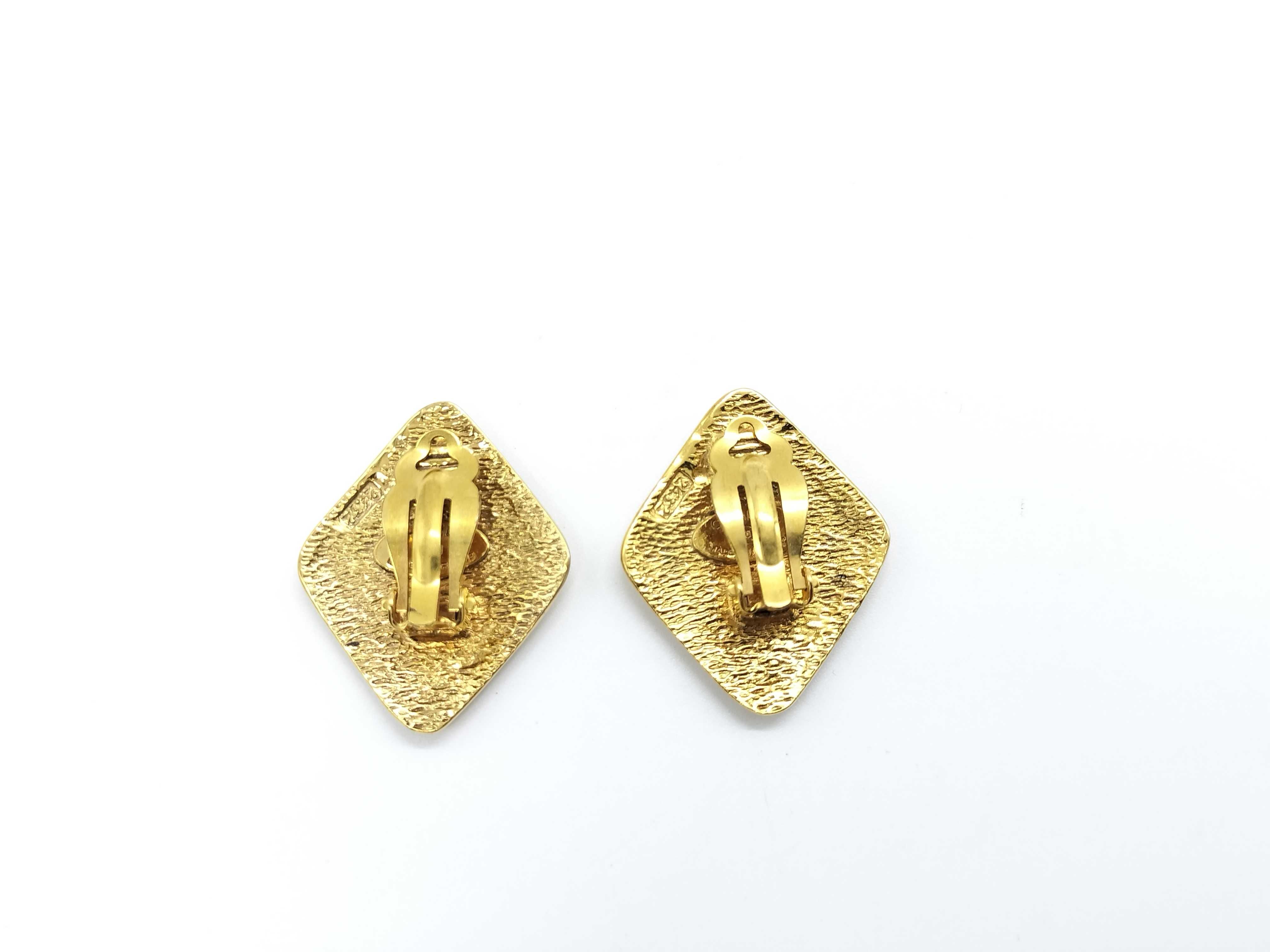 Coco Mark Square 2432 GP Earrings — view 3