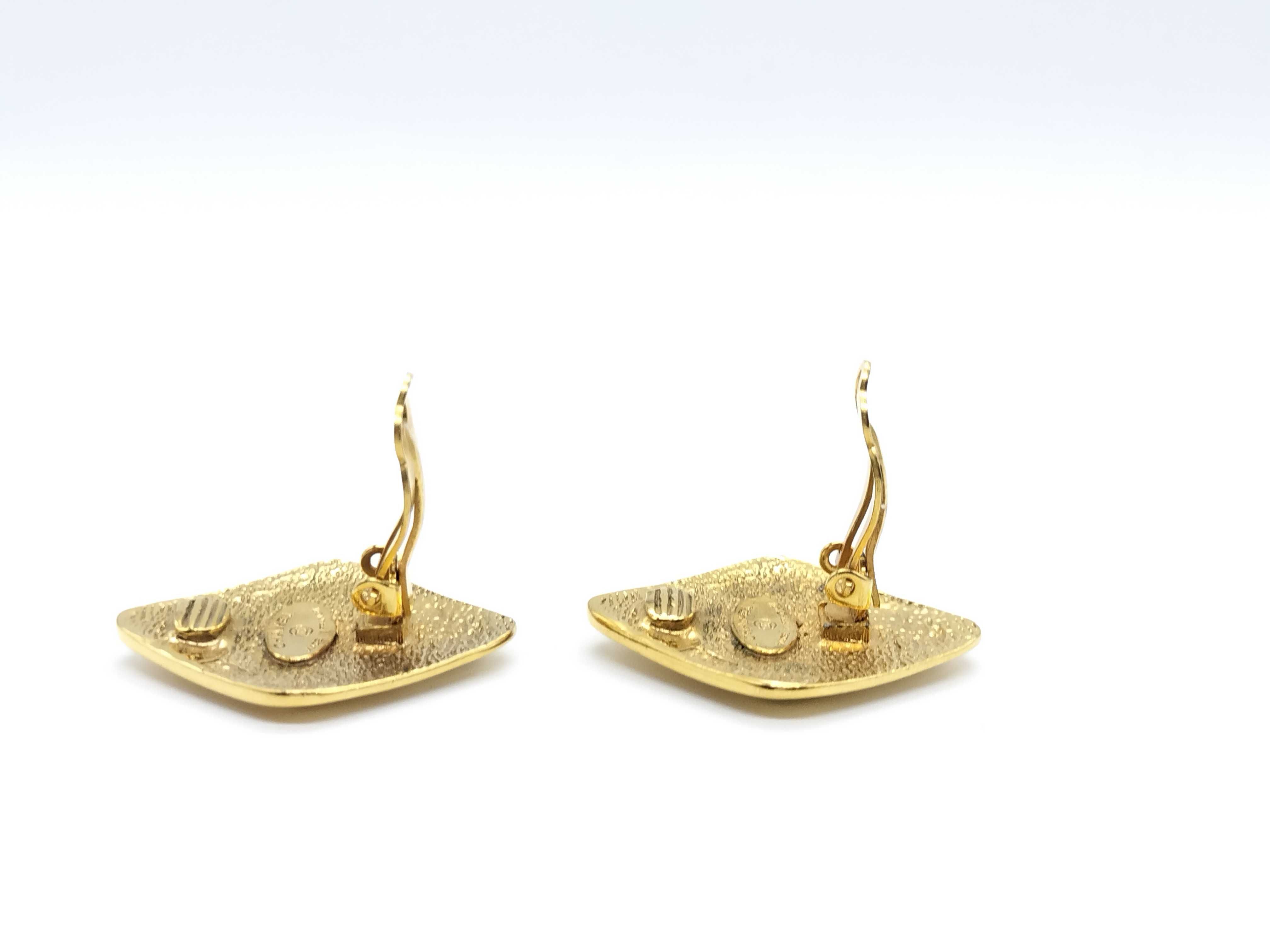 Coco Mark Square 2432 GP Earrings — view 4