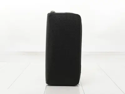 Taiga Zippy Wallet Vertical M30503